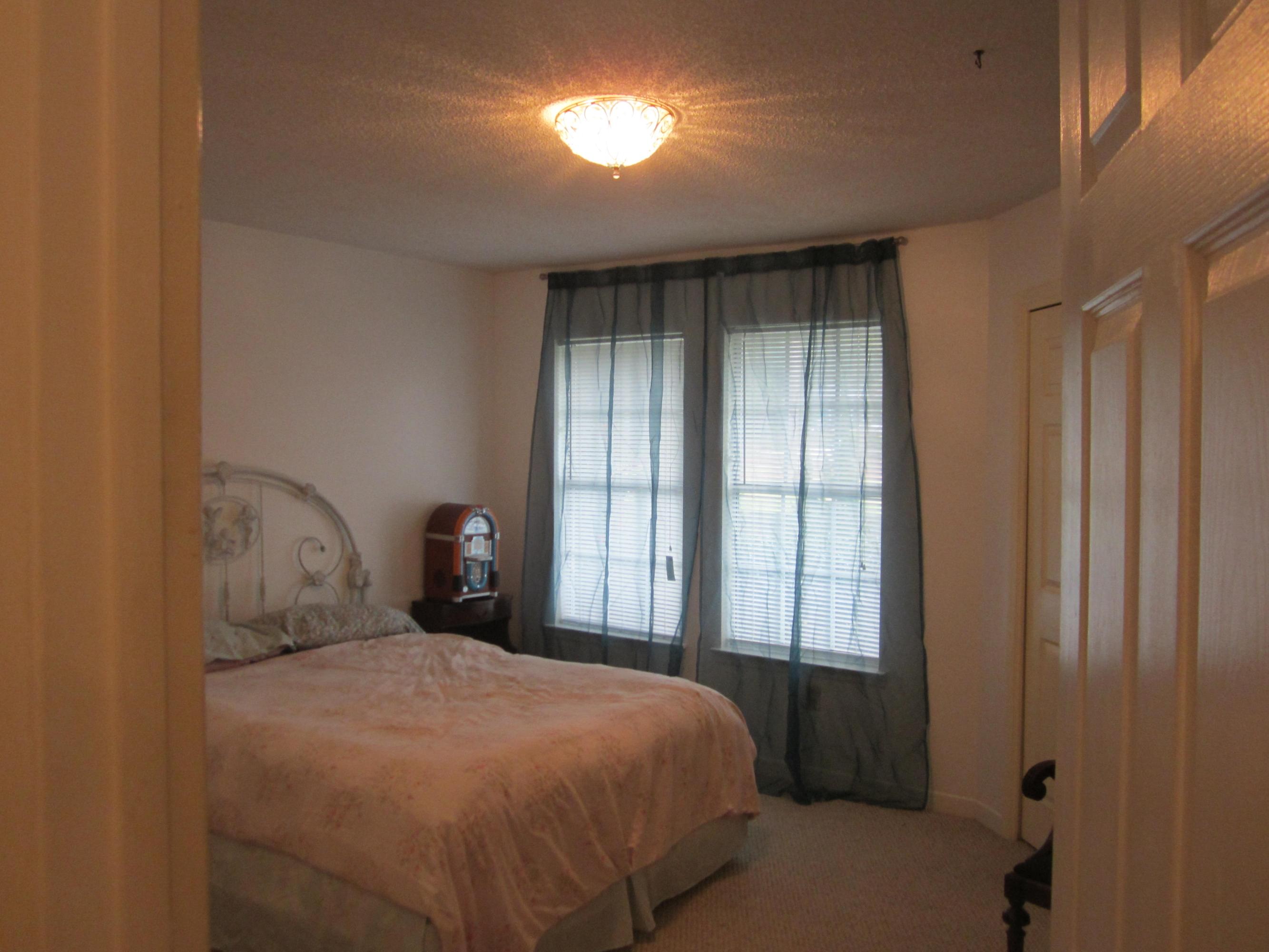 FAIRWAY LAKES - Residential