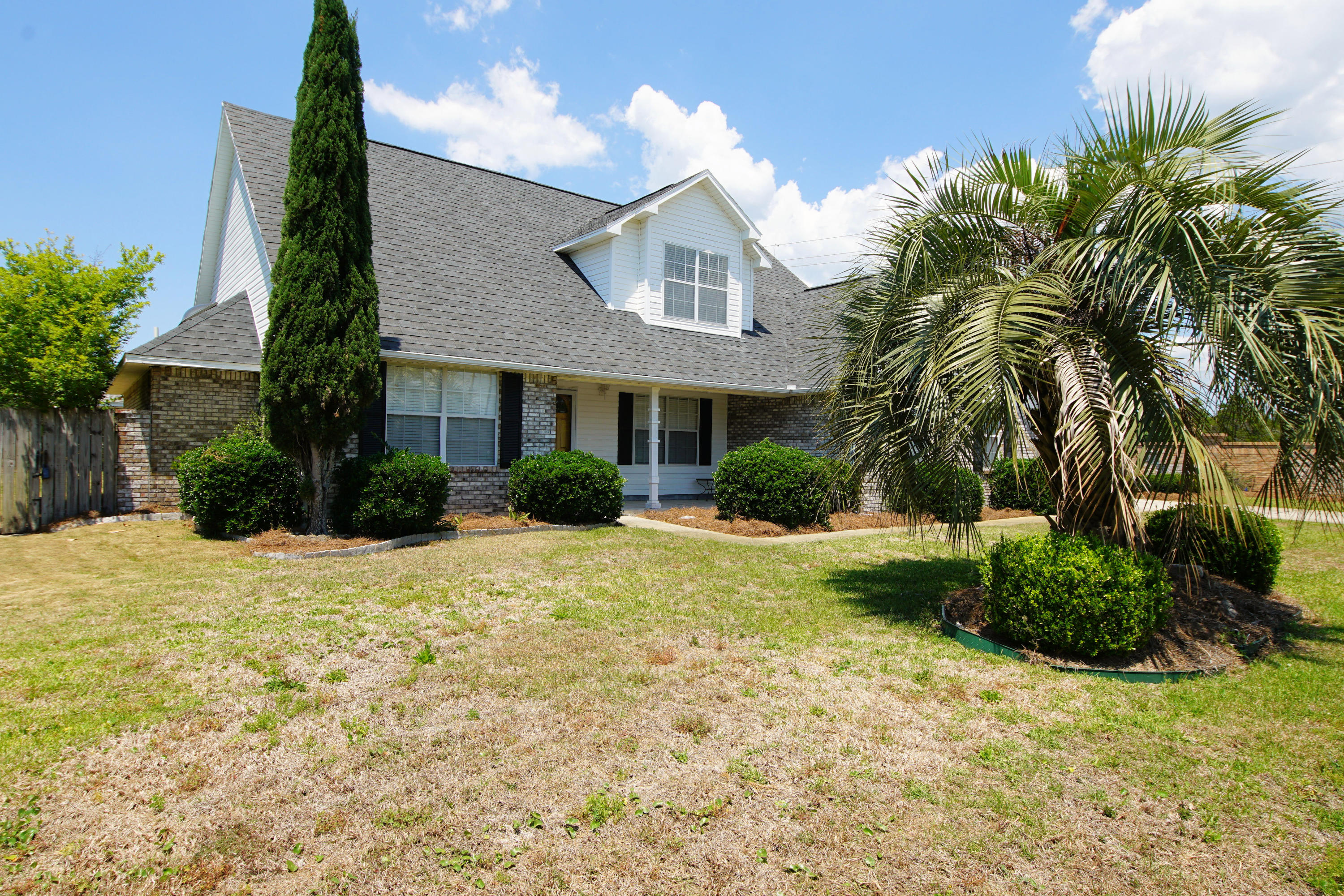 PRITCHARD POINT - Residential