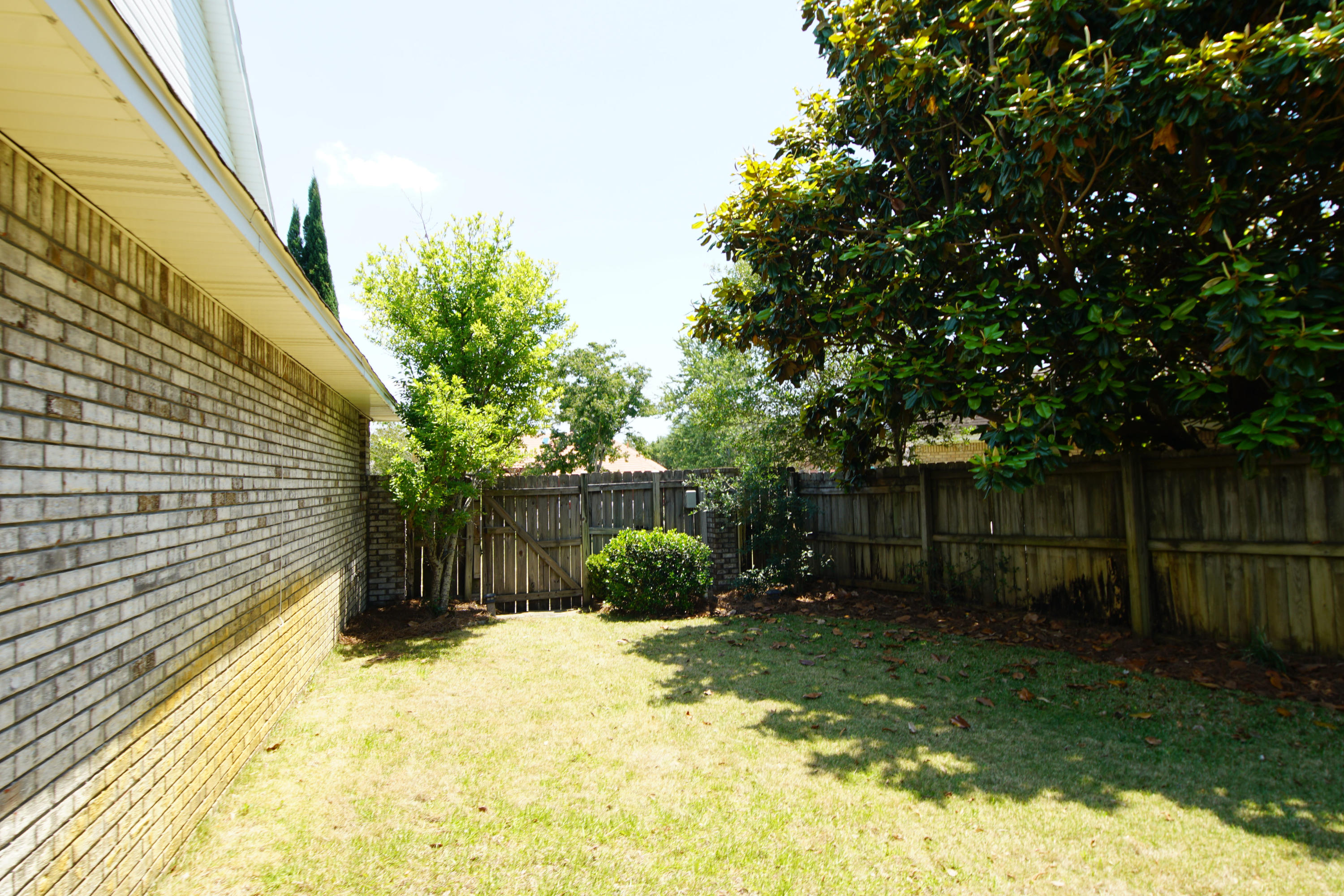 PRITCHARD POINT - Residential