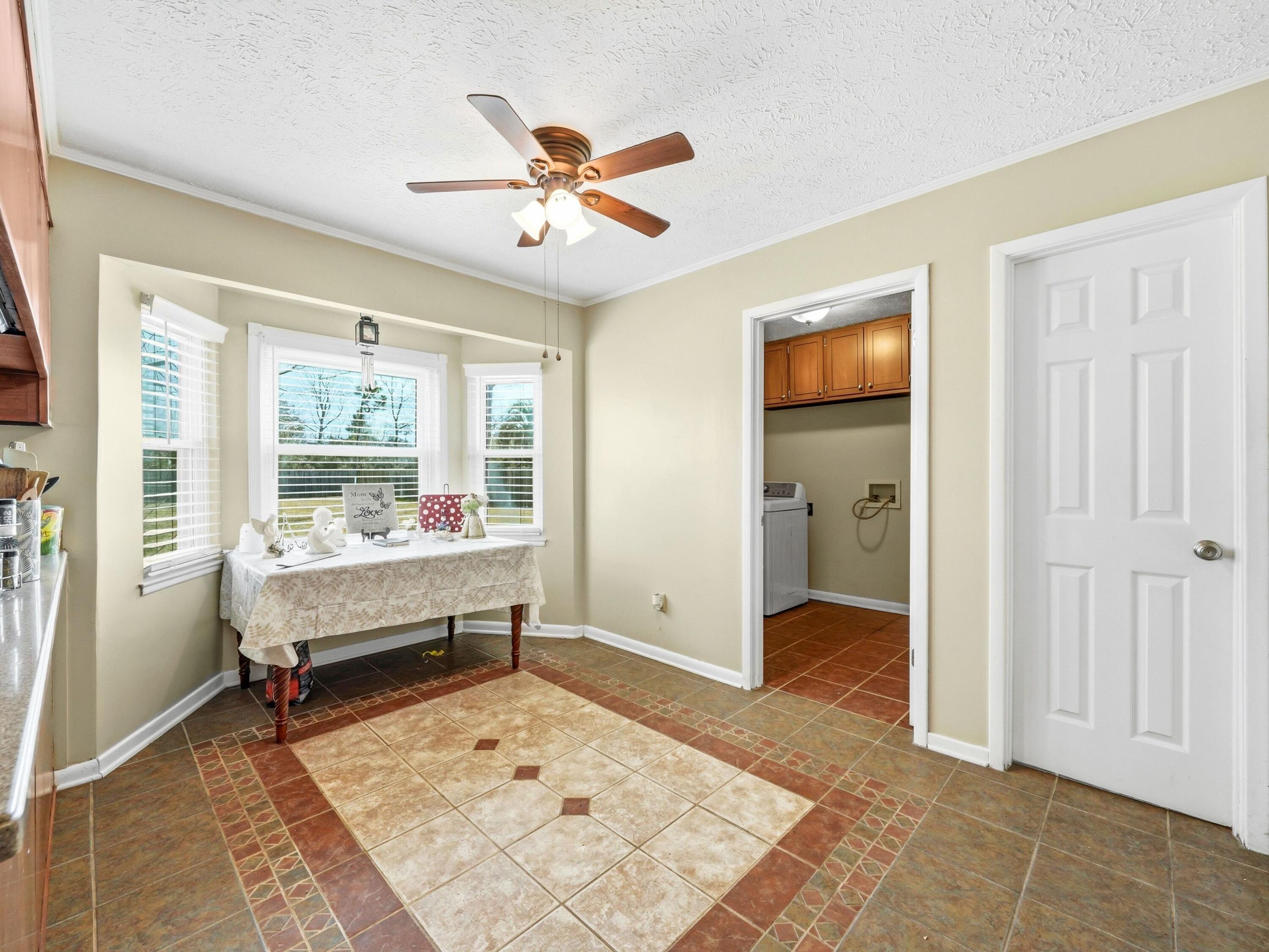 BINGOOSE ESTATES UNIT 1 - Residential