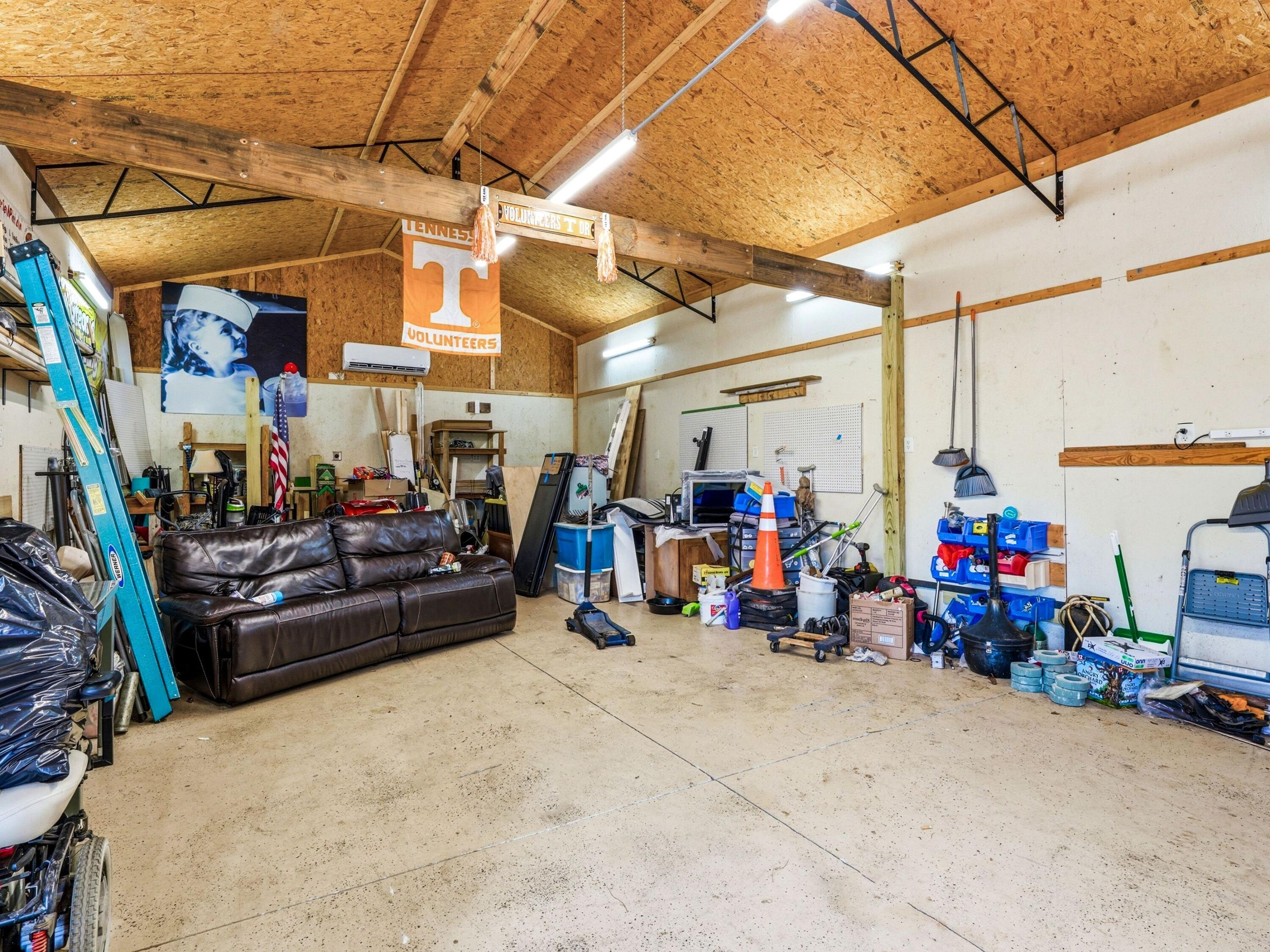 BINGOOSE ESTATES UNIT 1 - Residential