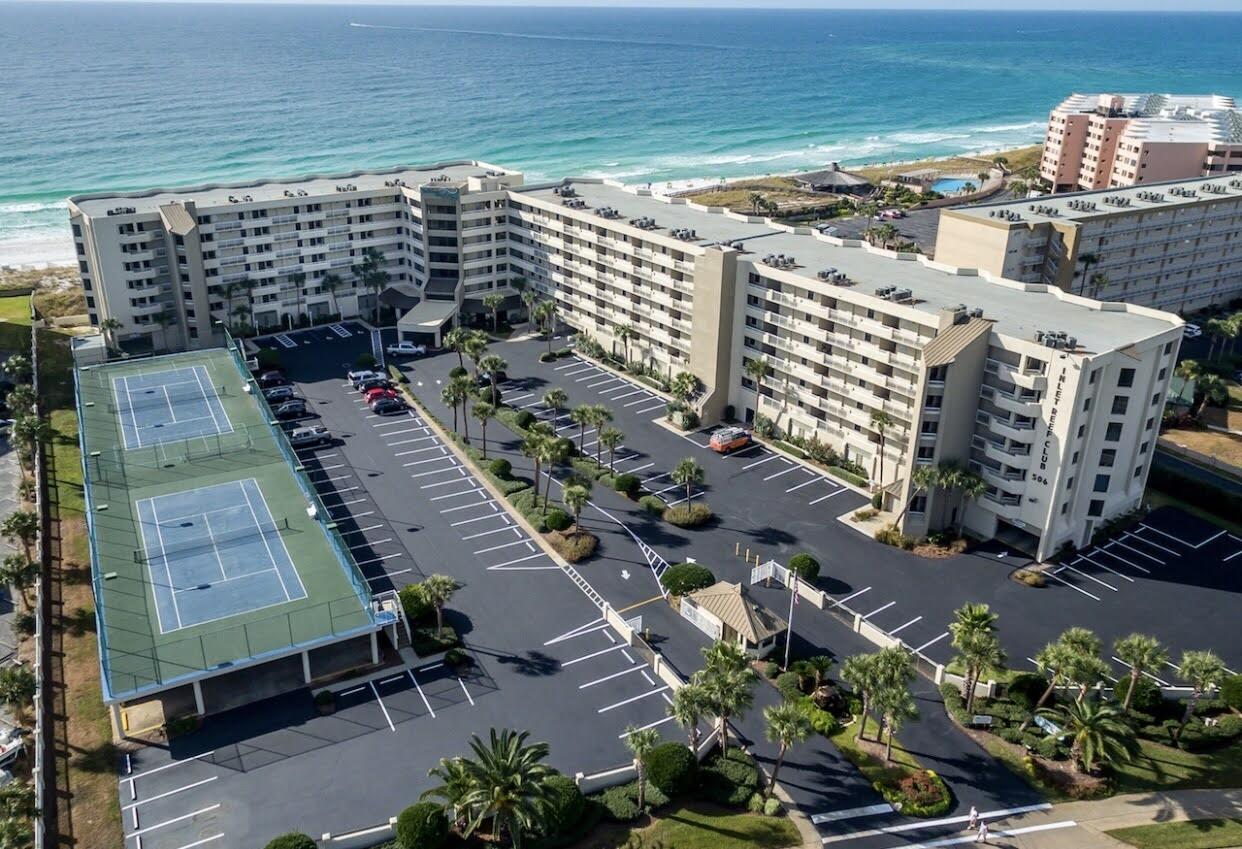 INLET REEF CLUB CONDO - Residential