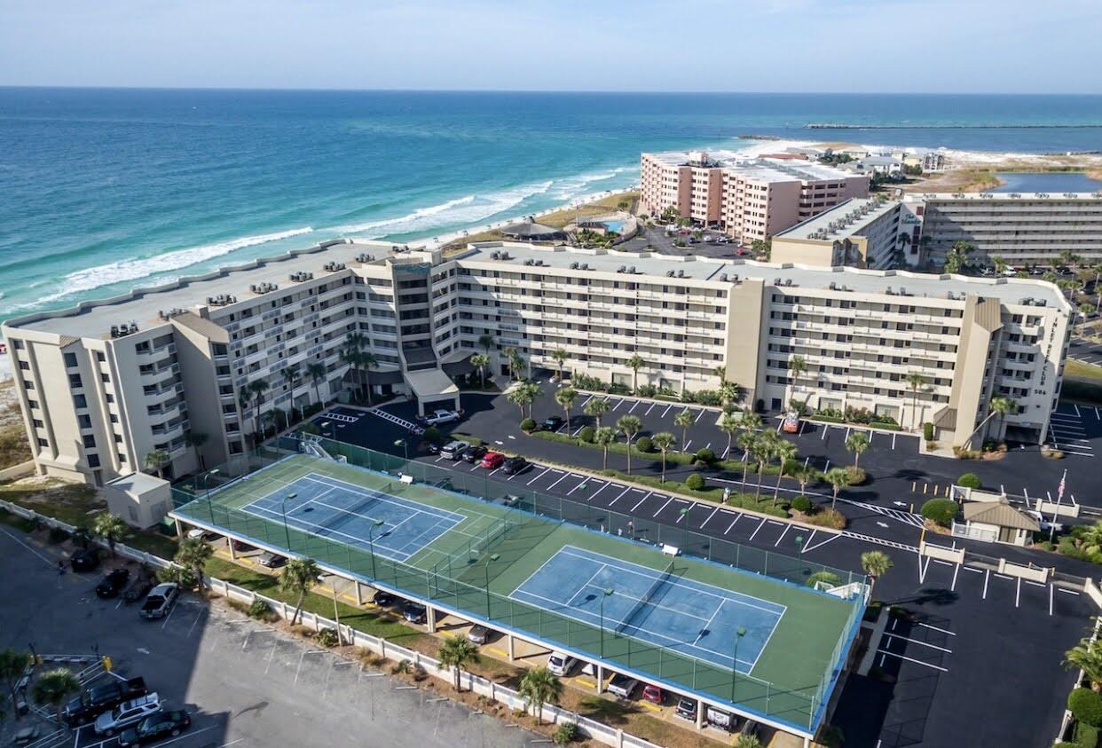 INLET REEF CLUB CONDO - Residential