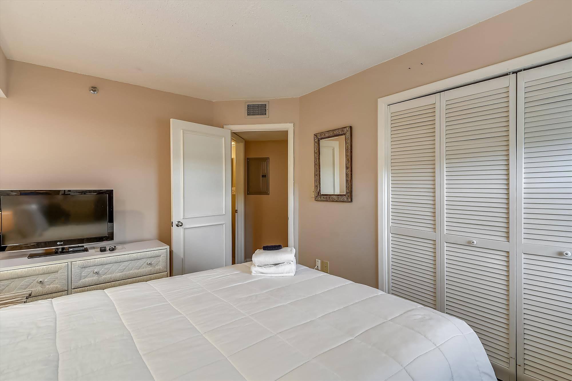 INLET REEF CLUB CONDO - Residential