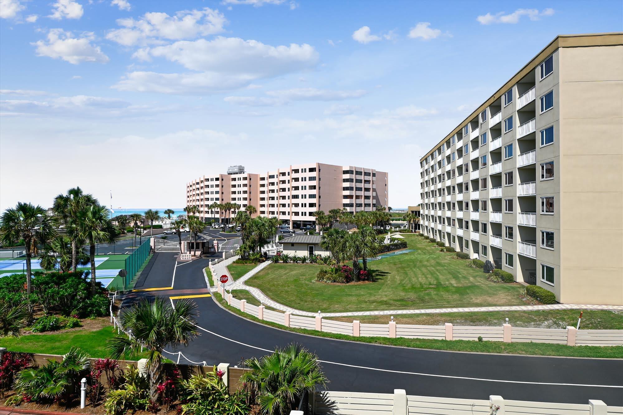 INLET REEF CLUB CONDO - Residential