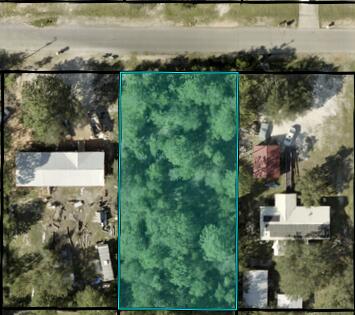 Come build your dream home on nearly half and acre in Navarre! Close to the beach, but high and dry! Close to schools, shopping, health care facilities, and of course the beach.