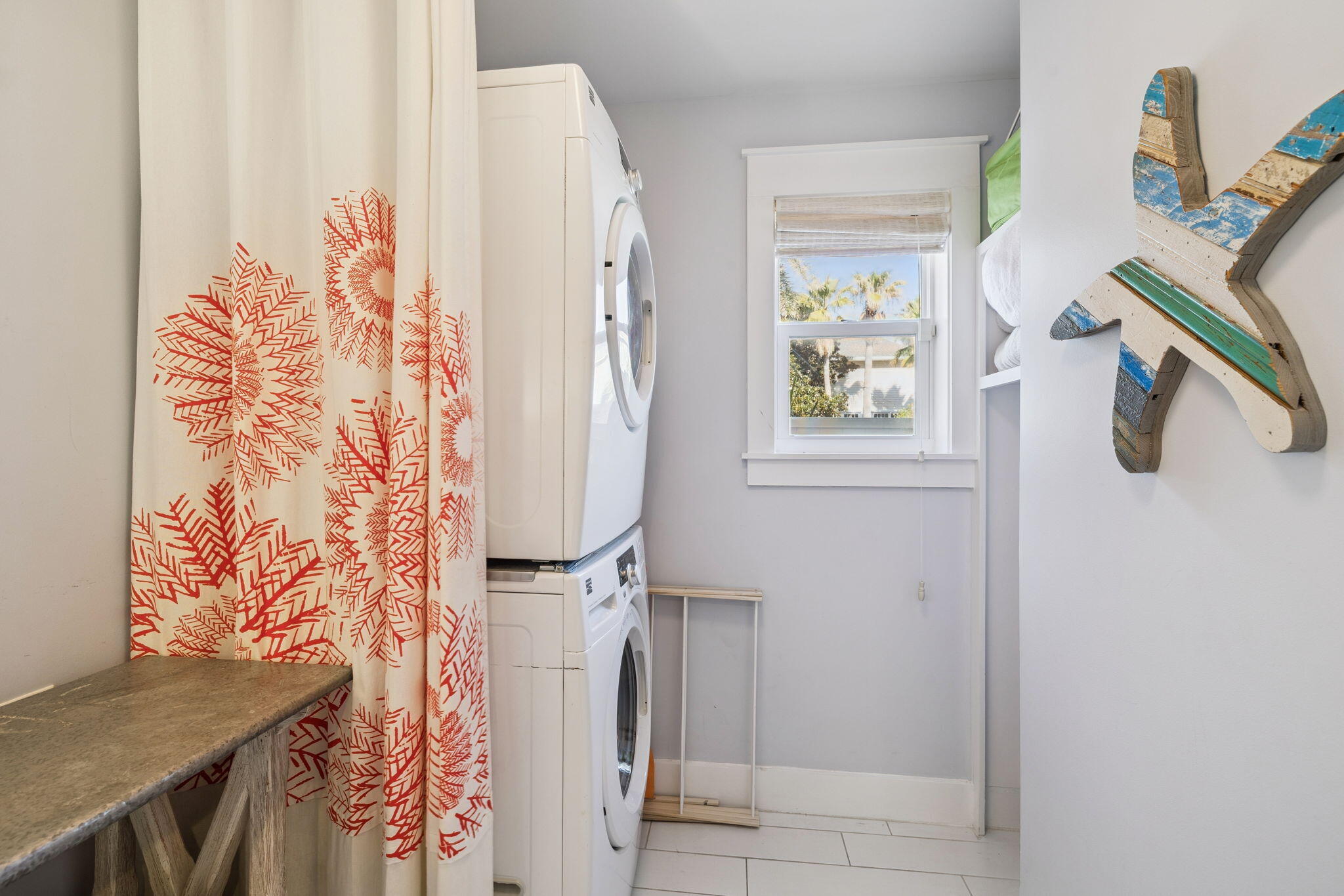 BEACHWALK T/H - Residential