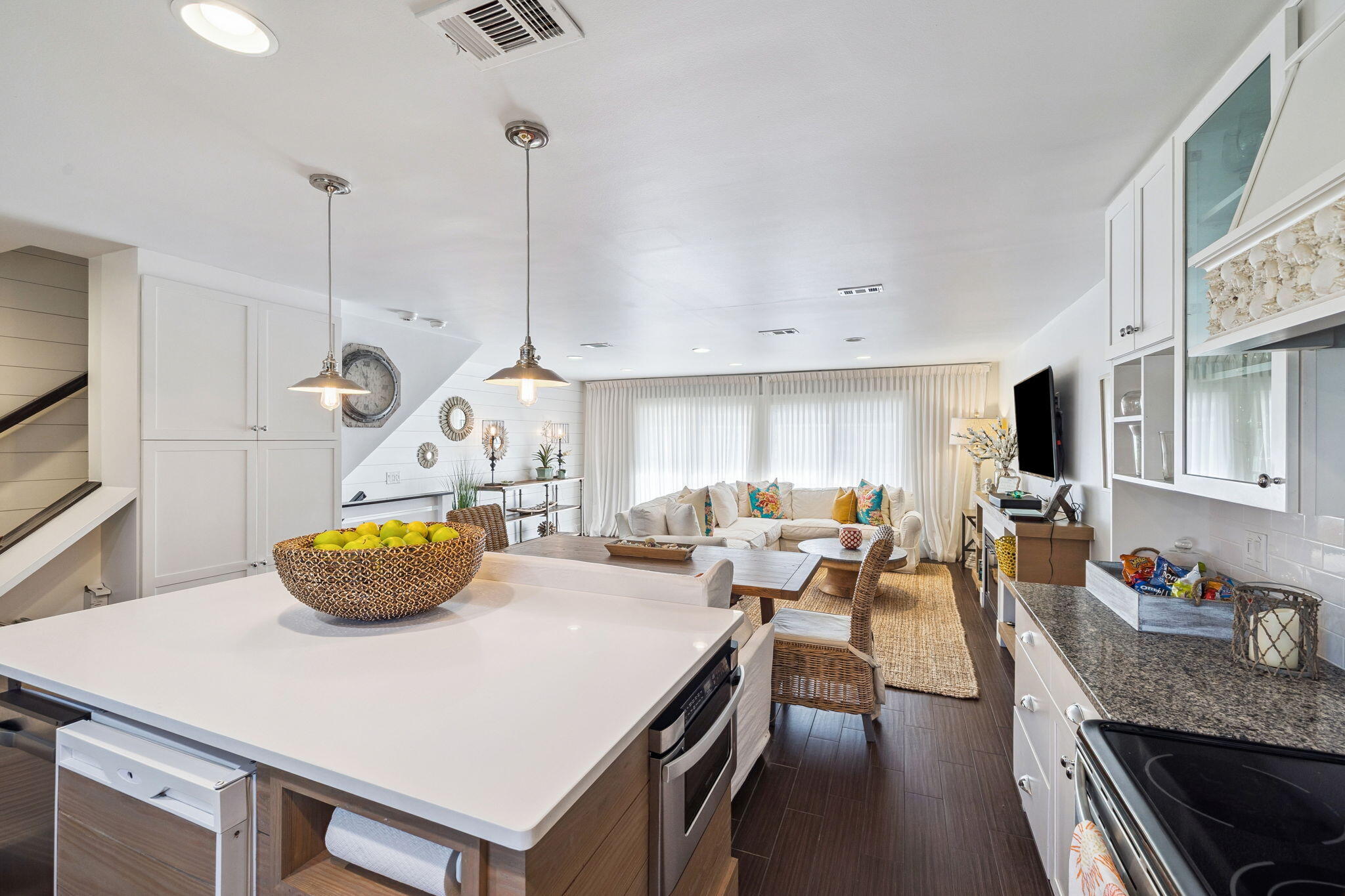 BEACHWALK T/H - Residential