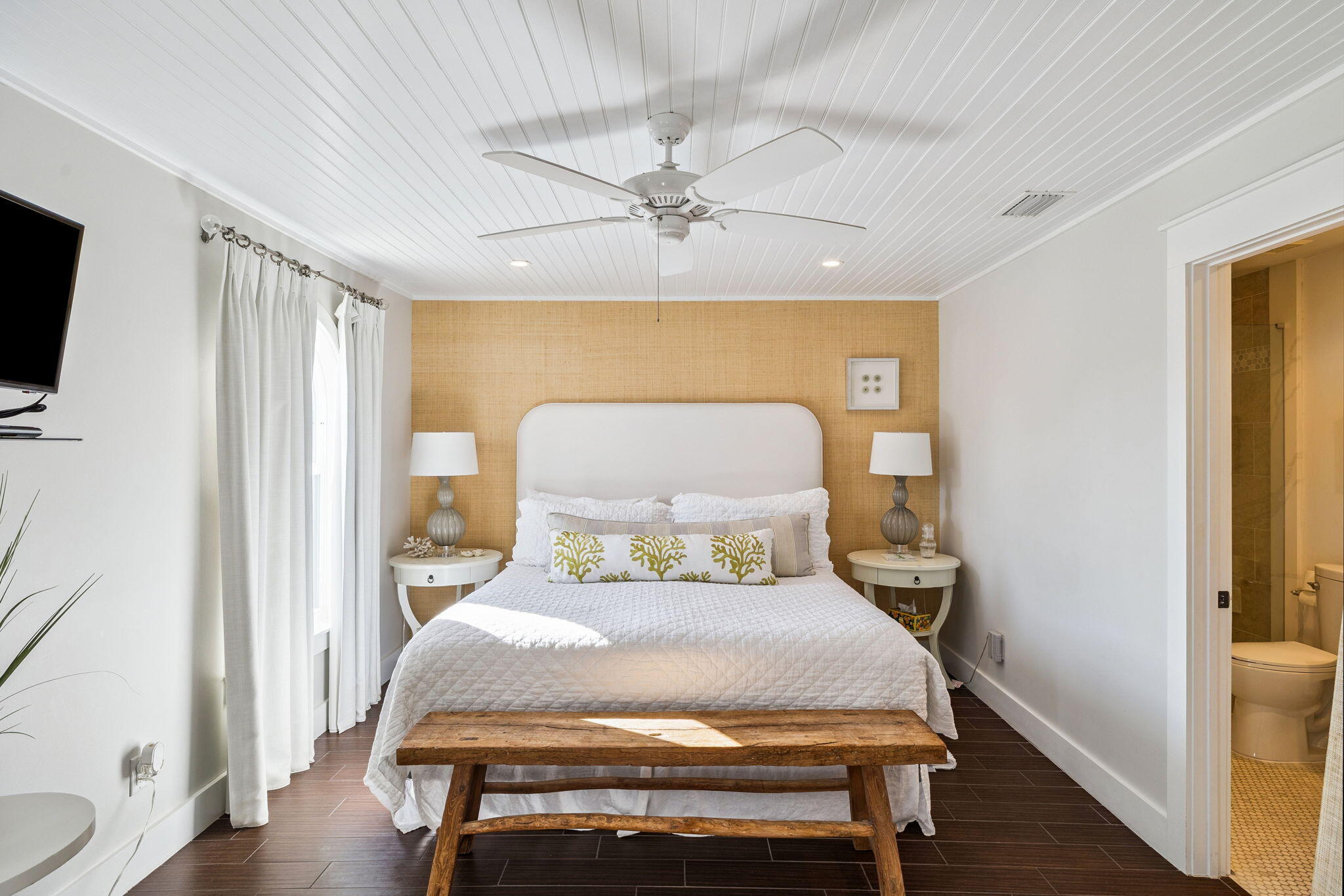 BEACHWALK T/H - Residential