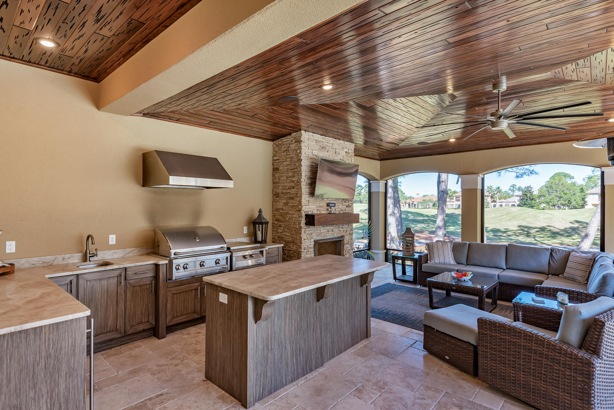 BURNT PINE - Residential