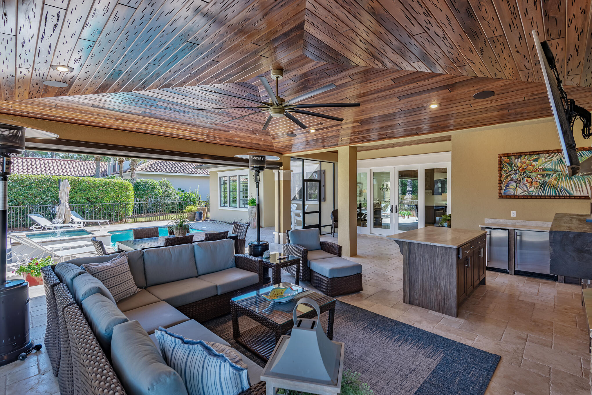 BURNT PINE - Residential