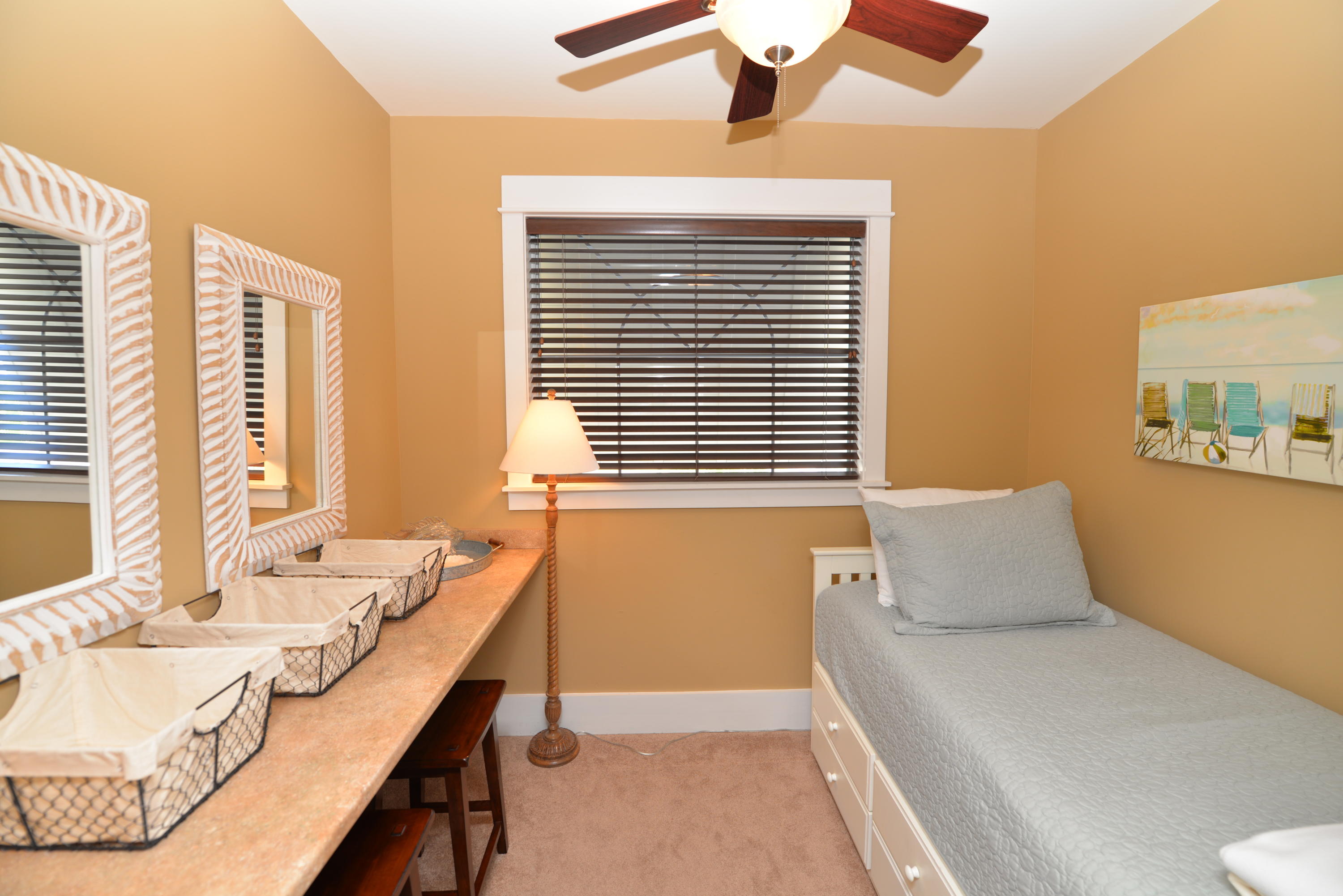 EMERALD WATERS VILLAGE - Residential