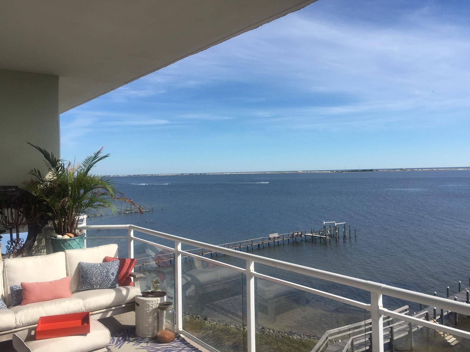 Pier 23 2 Navarre Landing Condominiums - Residential