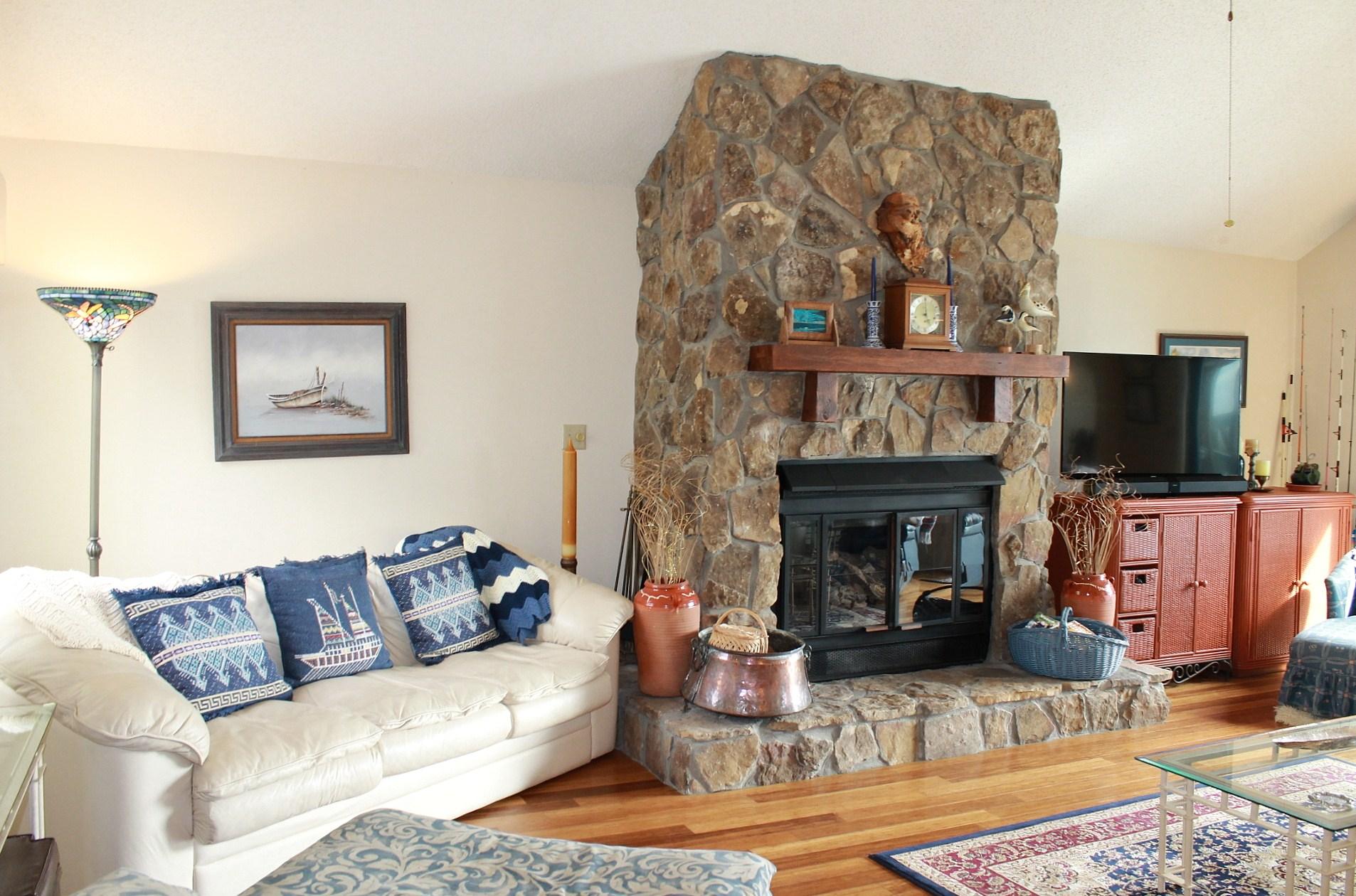 VALPARAISO PINECREST 6 - Residential