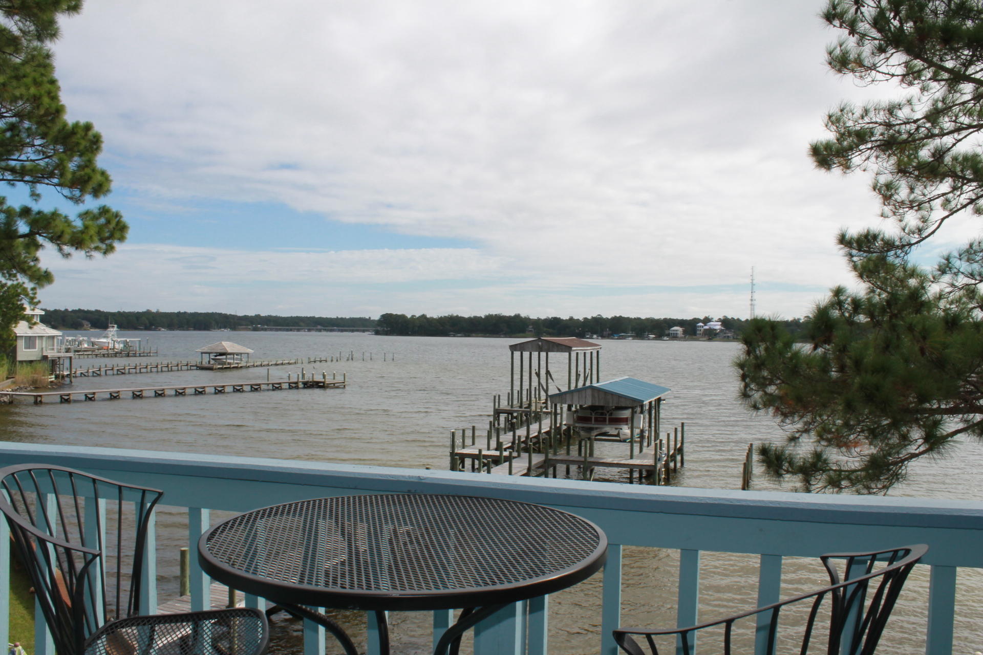 VALPARAISO PINECREST 6 - Residential