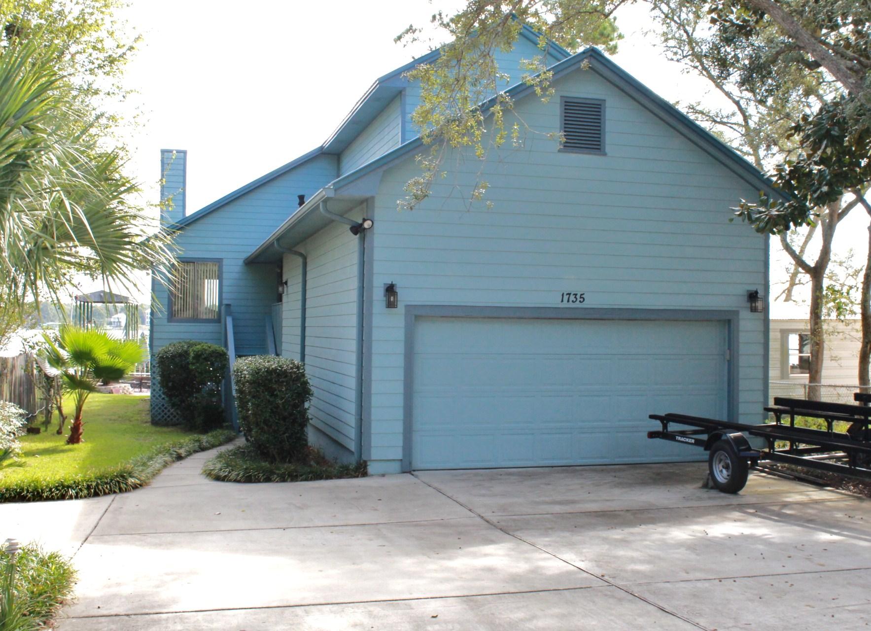 VALPARAISO PINECREST 6 - Residential