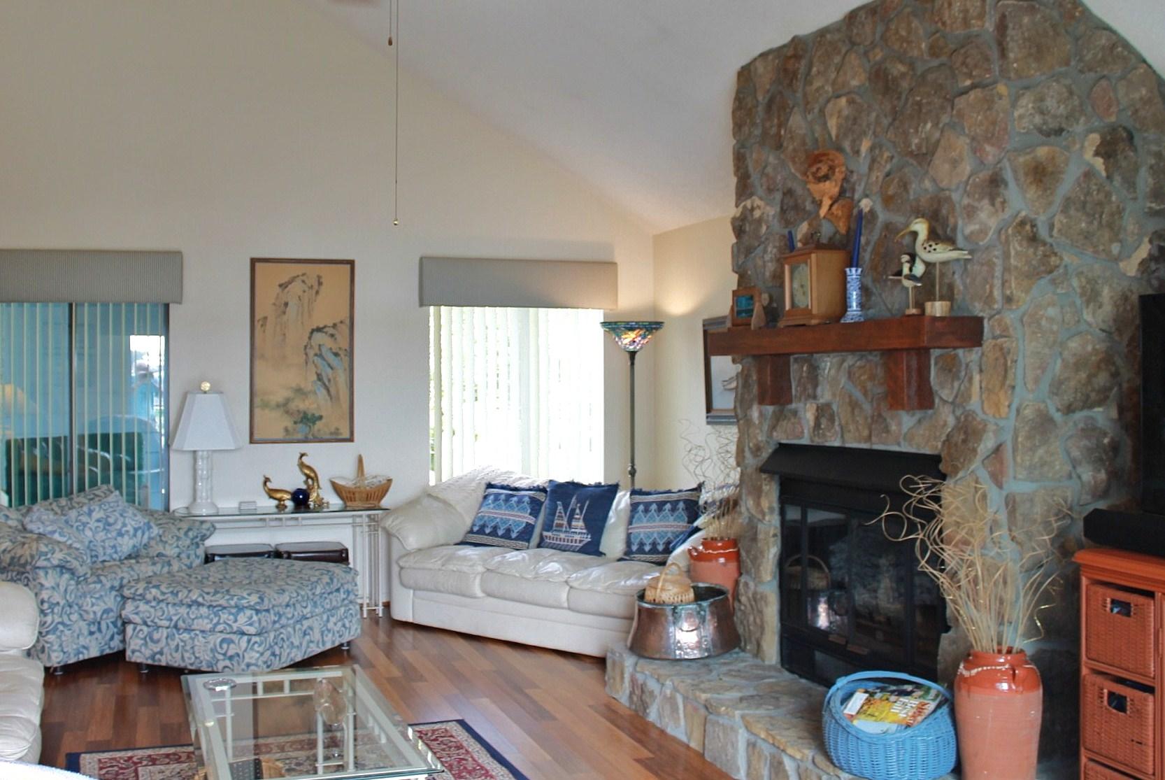 VALPARAISO PINECREST 6 - Residential