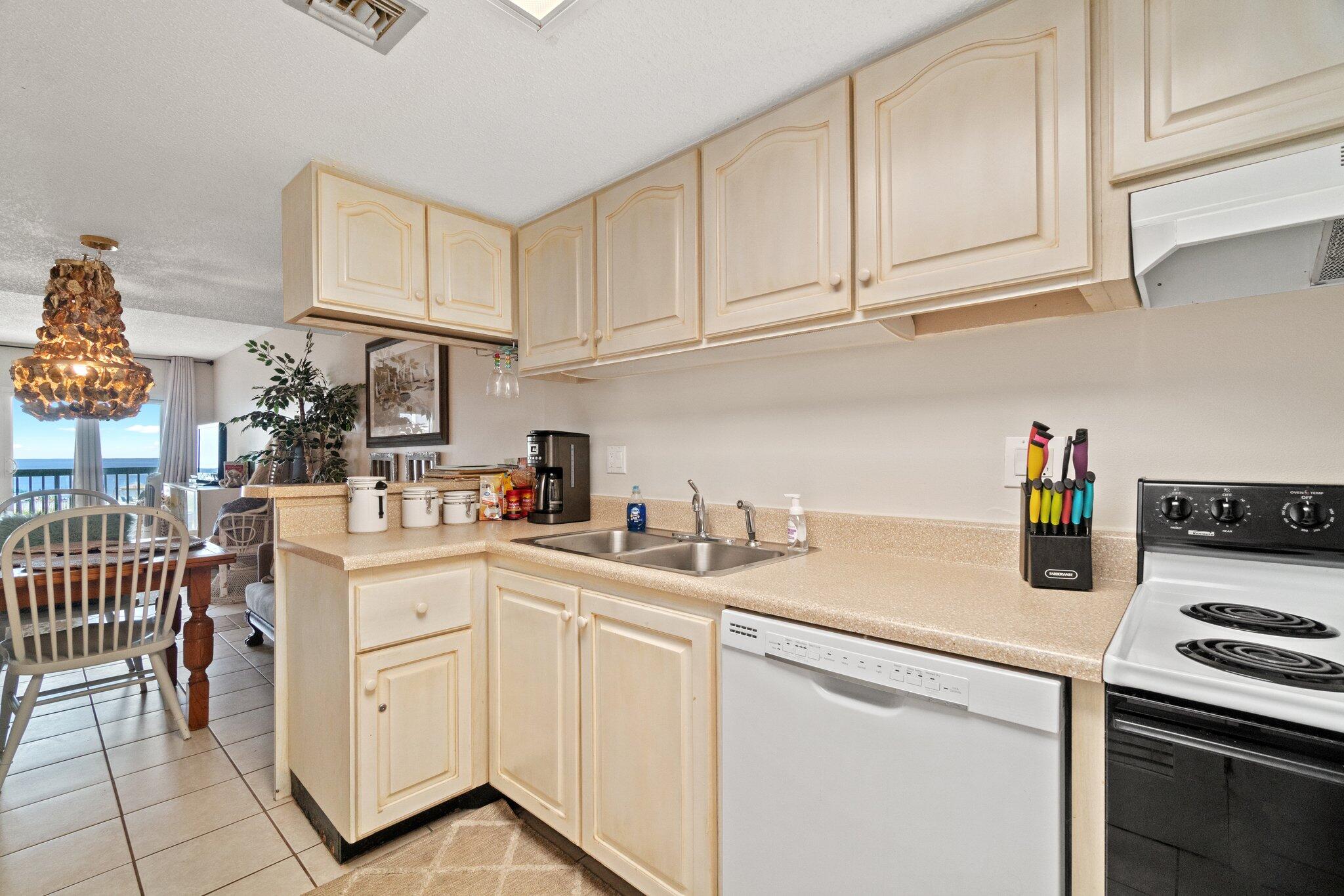 PINNACLE PORT - Residential