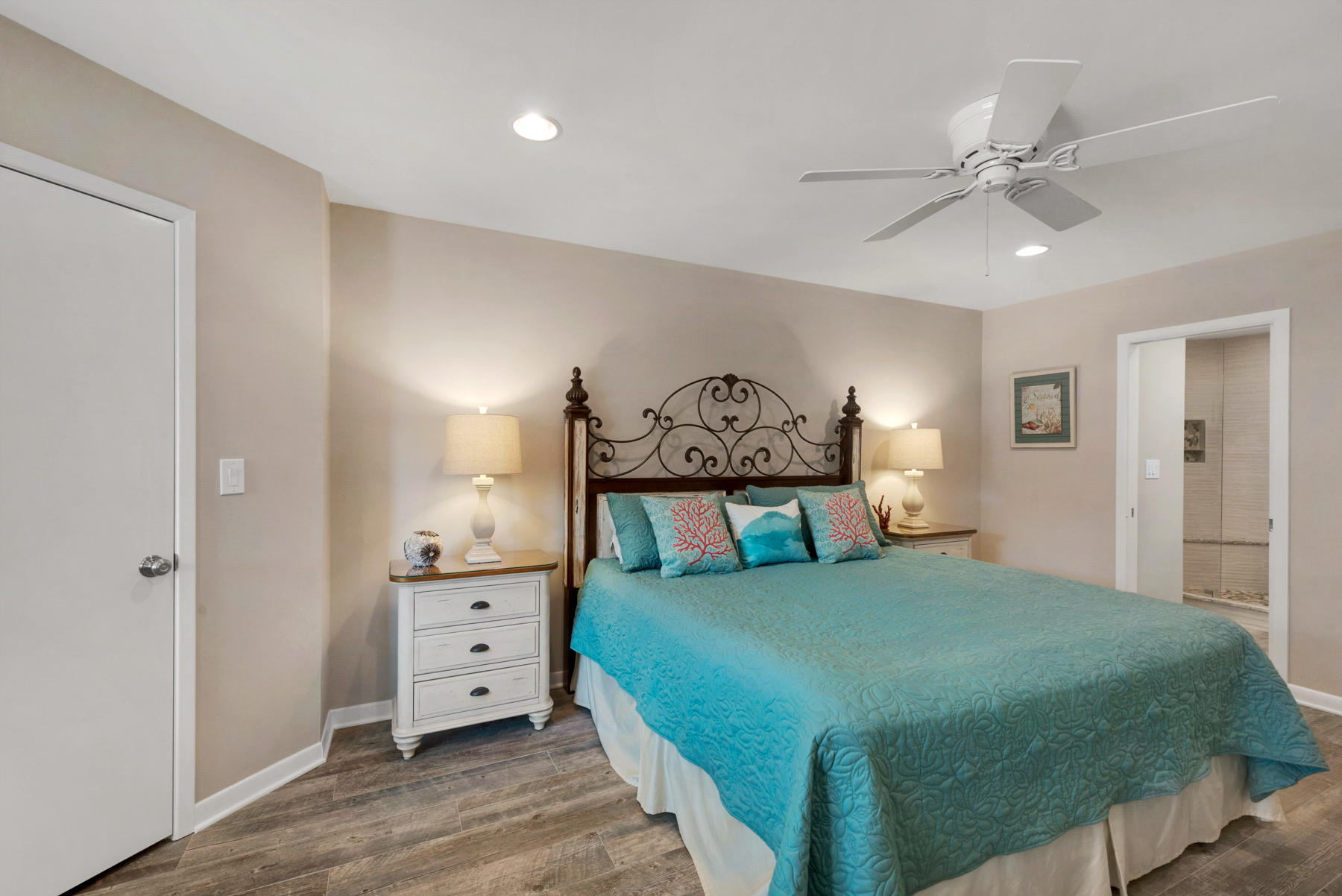 HIDDEN DUNES BEACH COTTAGES 2 - Residential