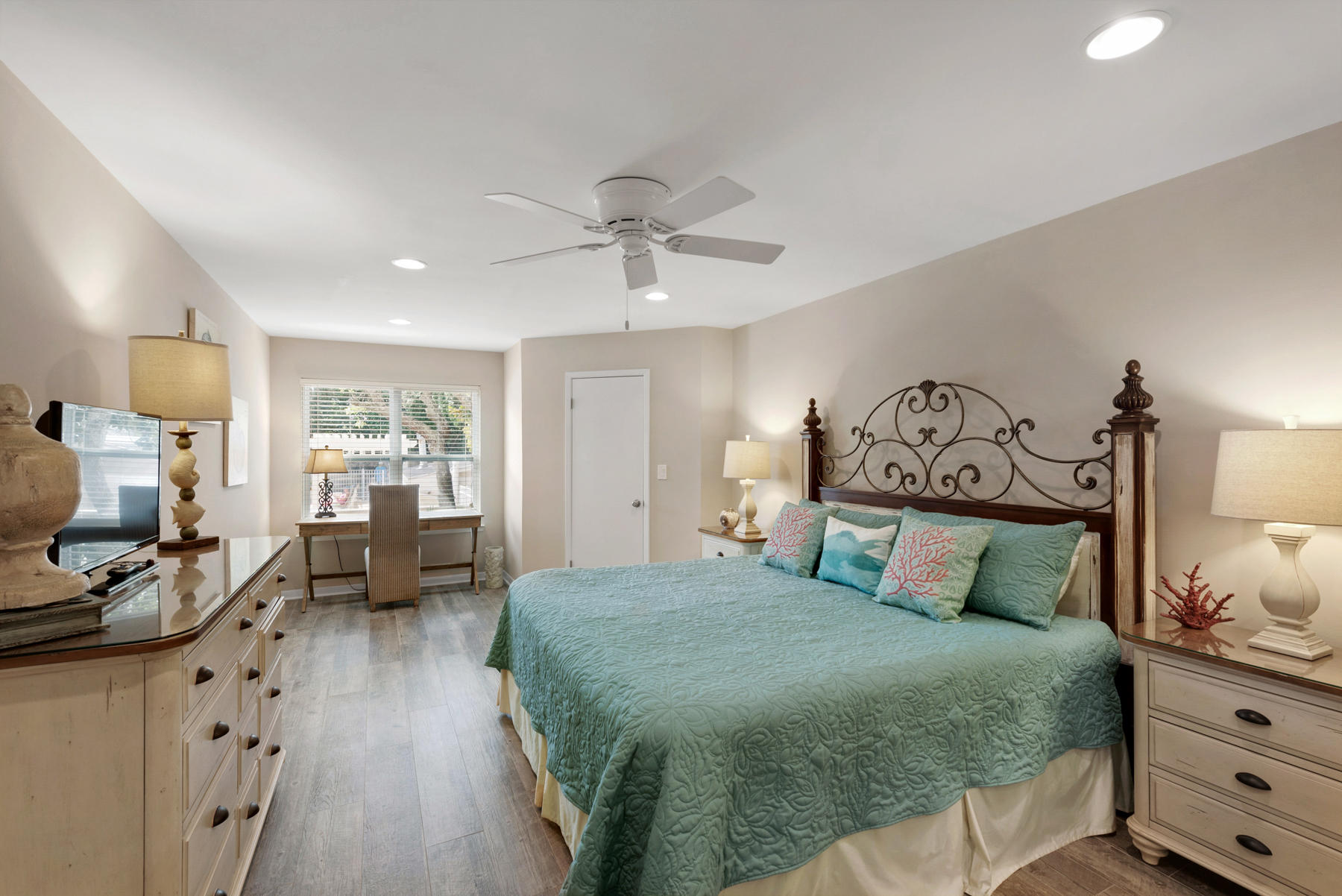HIDDEN DUNES BEACH COTTAGES 2 - Residential