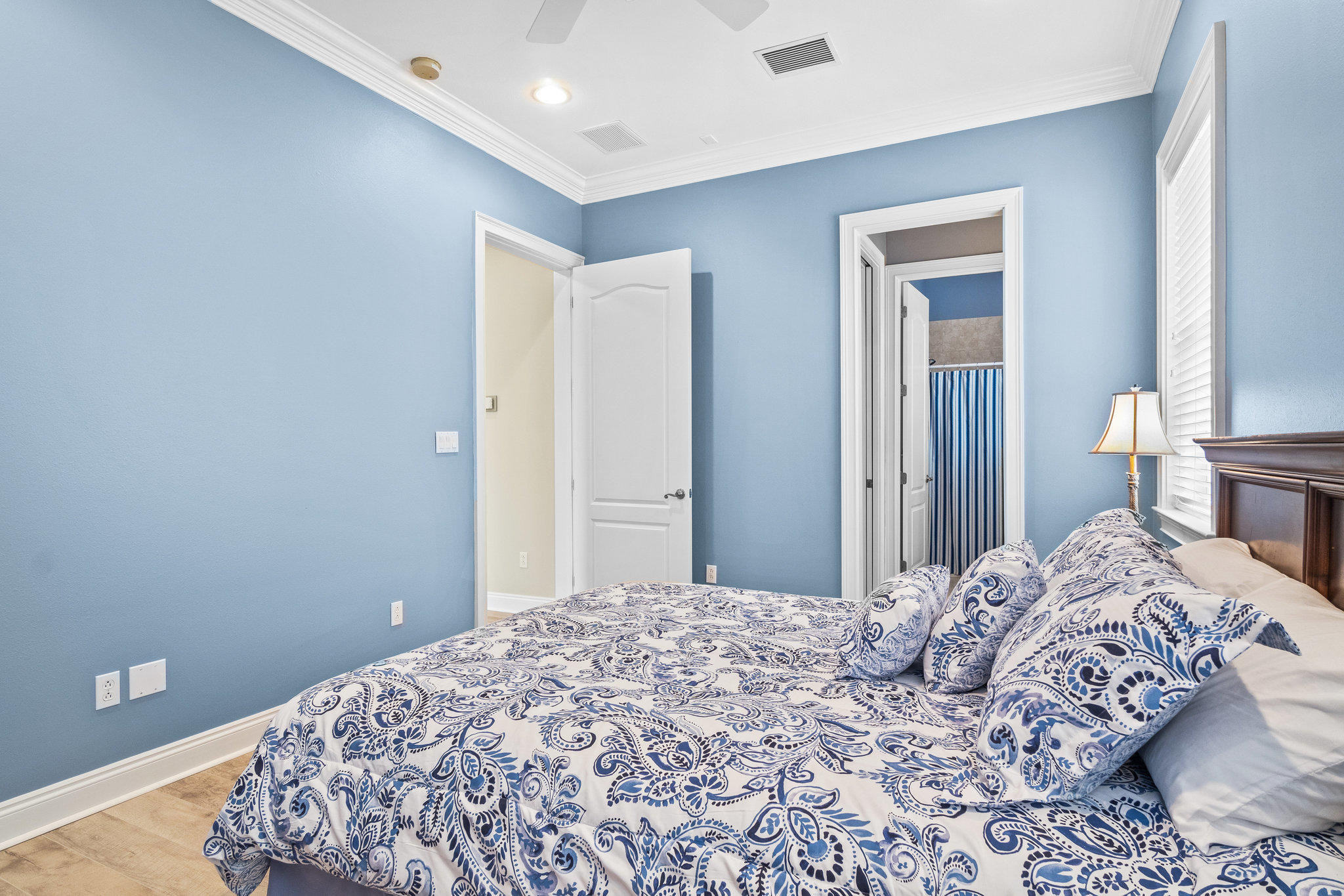 SANTA MONICA BEACH - Residential