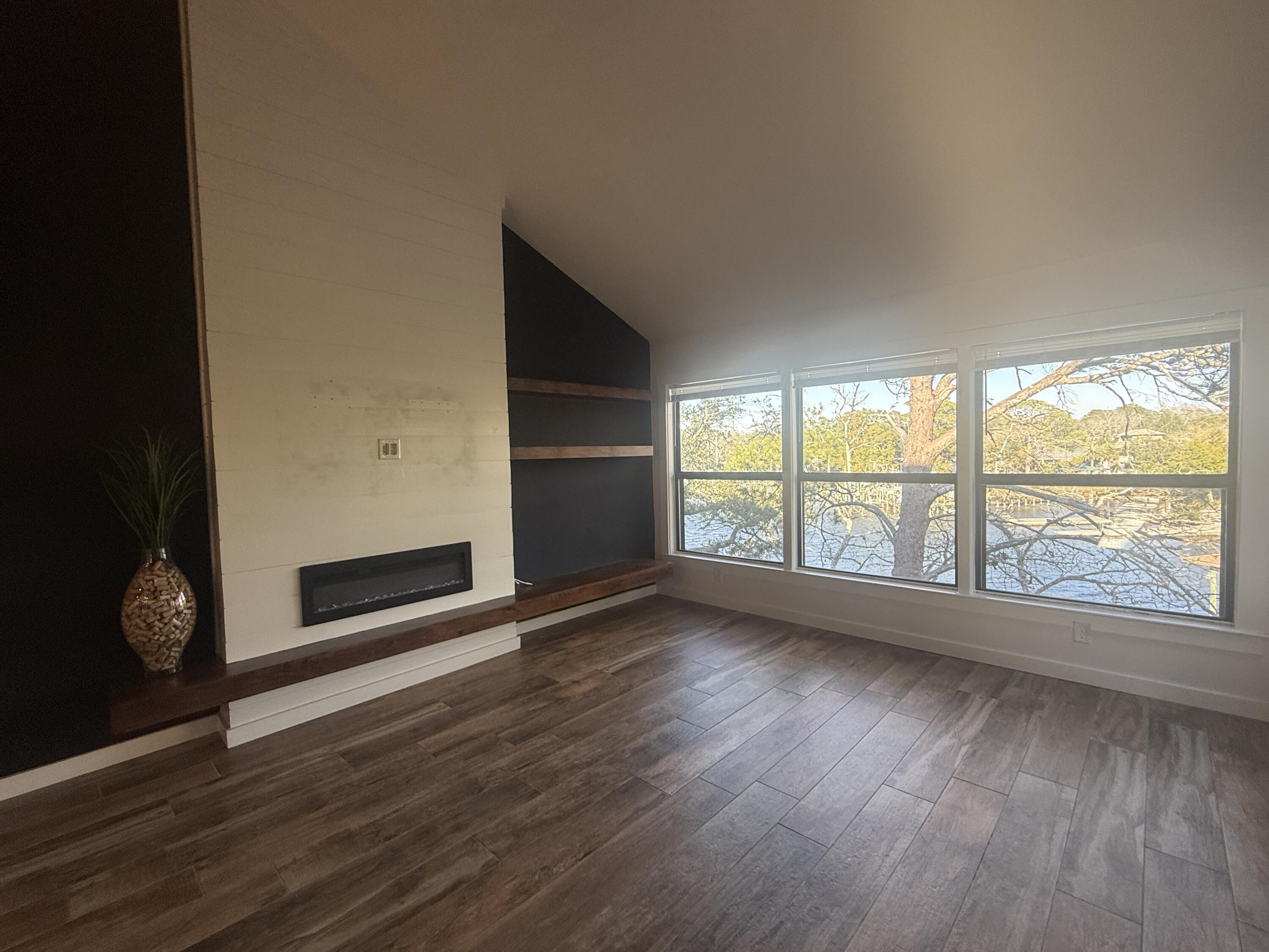 MARINA VILLAS CONDO AT BLUEWATER BAY - Residential Lease