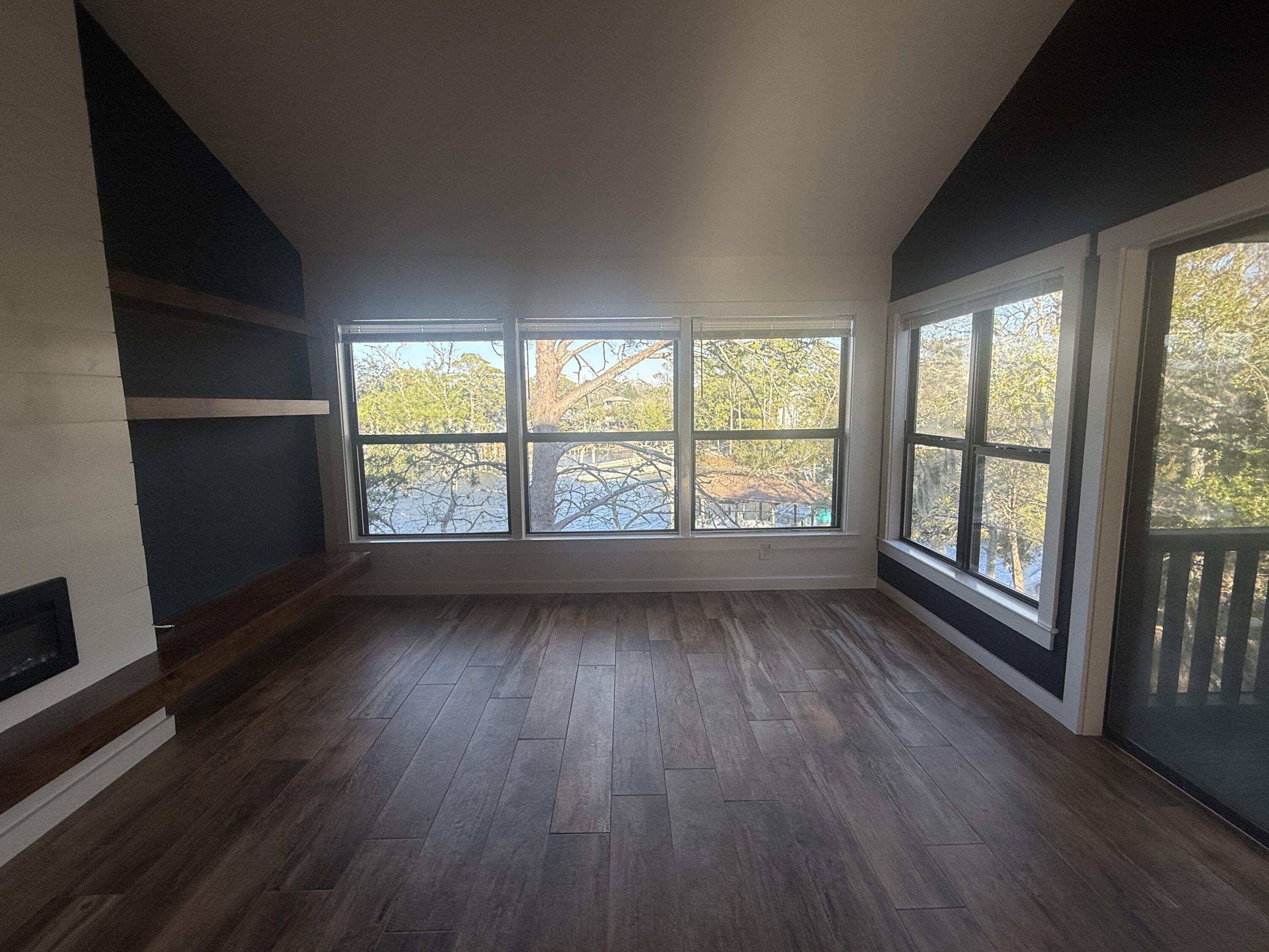 MARINA VILLAS CONDO AT BLUEWATER BAY - Residential Lease