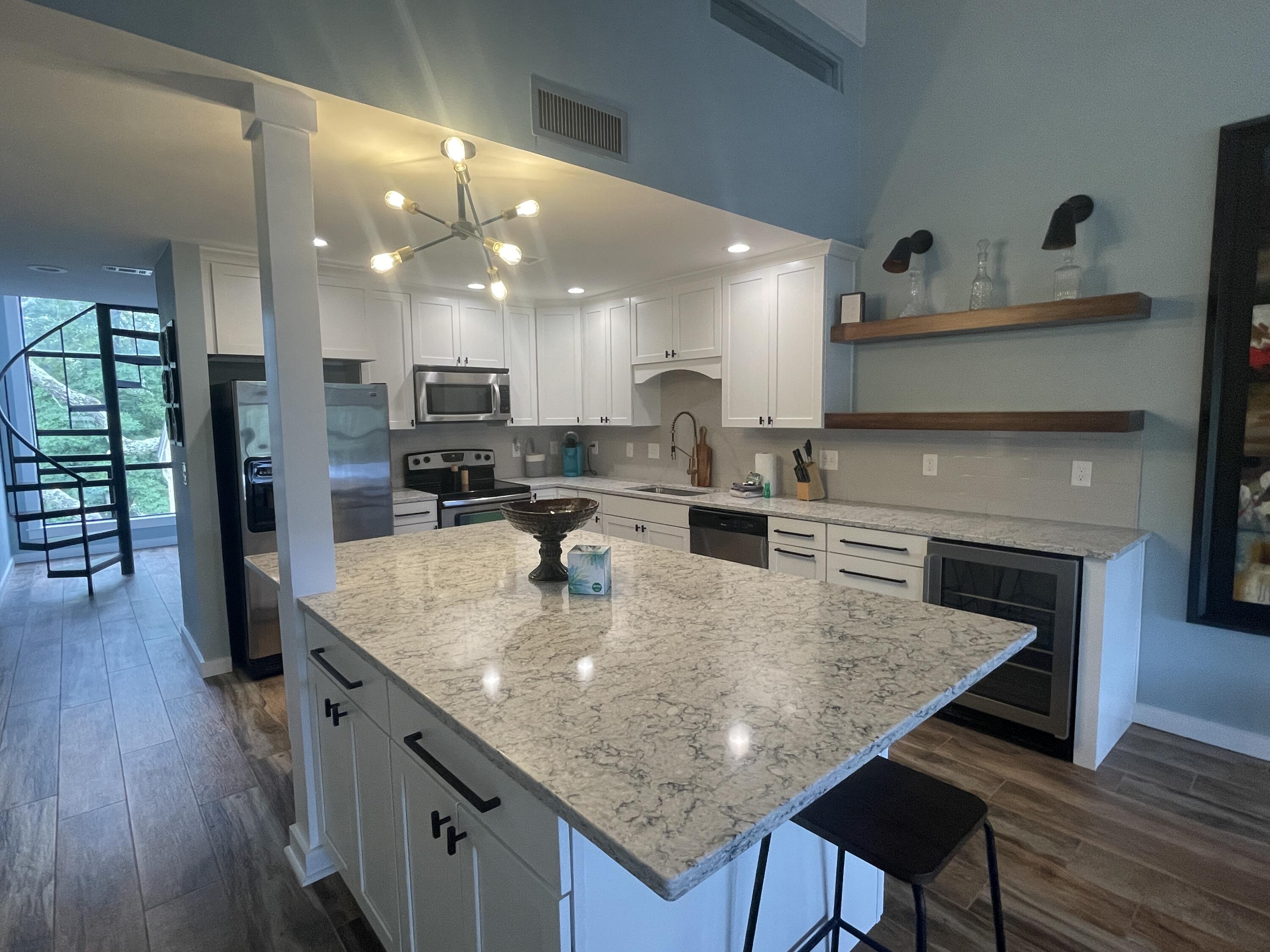 MARINA VILLAS CONDO AT BLUEWATER BAY - Residential Lease