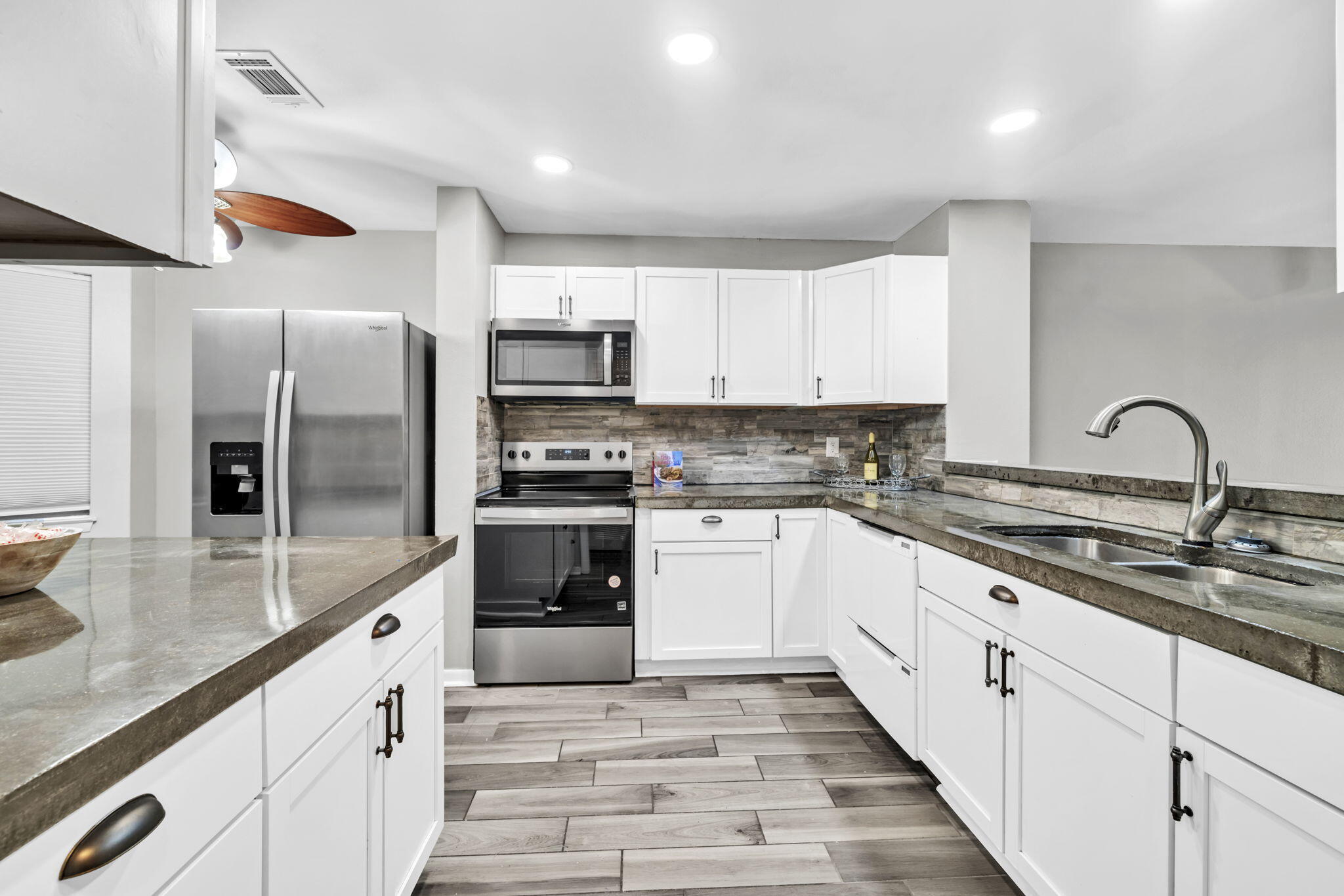 HARBOR T/H - Residential