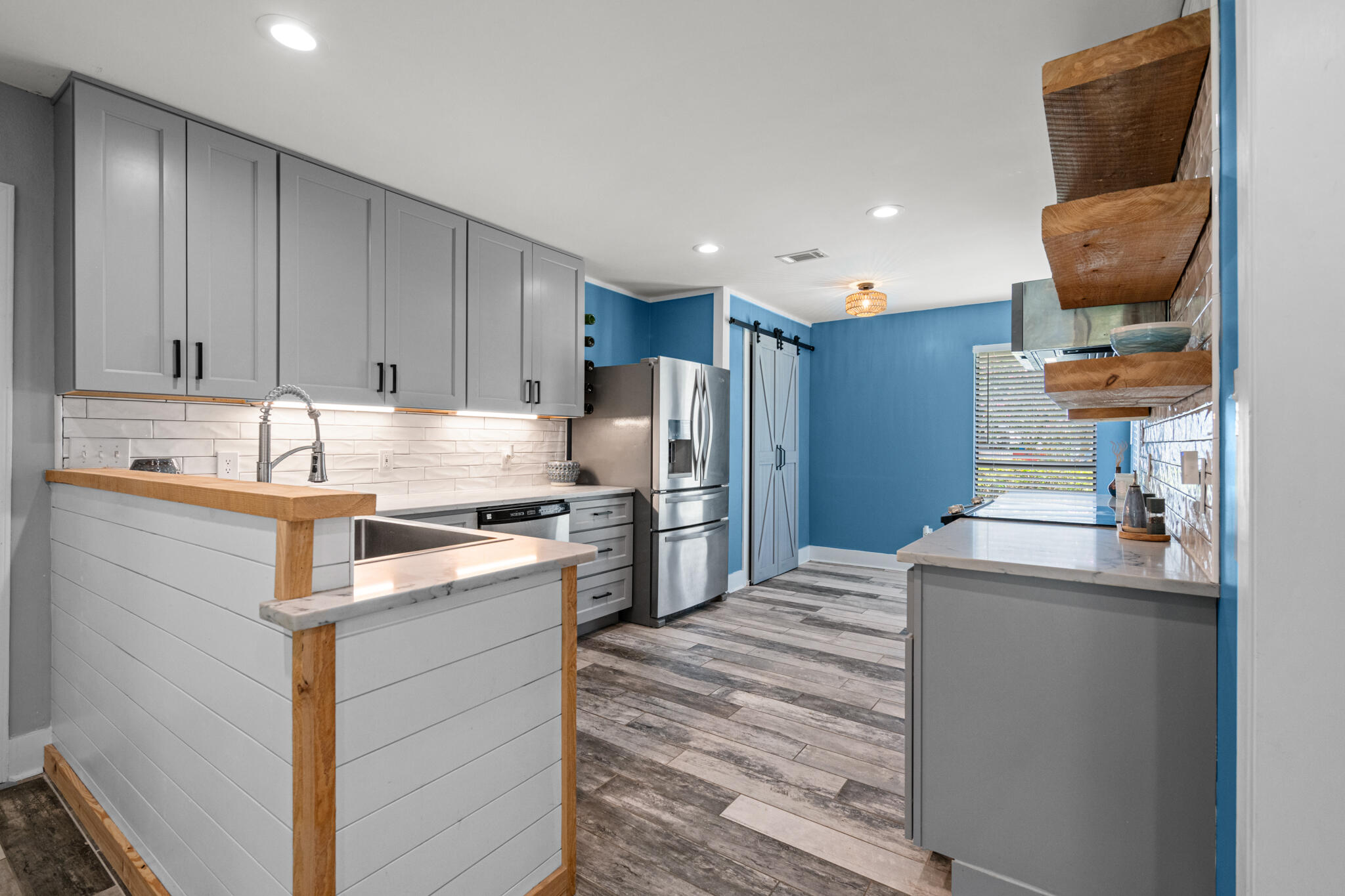 BELLE MEADOW - Residential