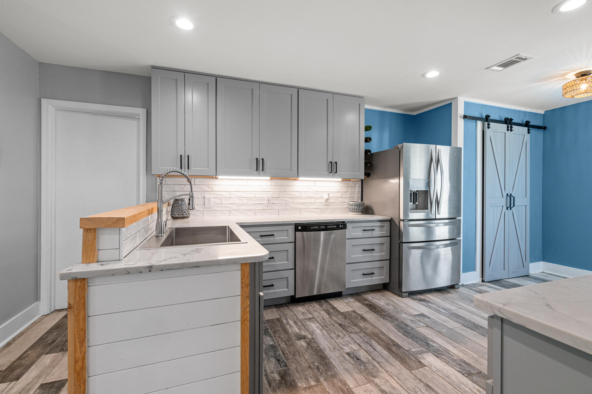 BELLE MEADOW - Residential