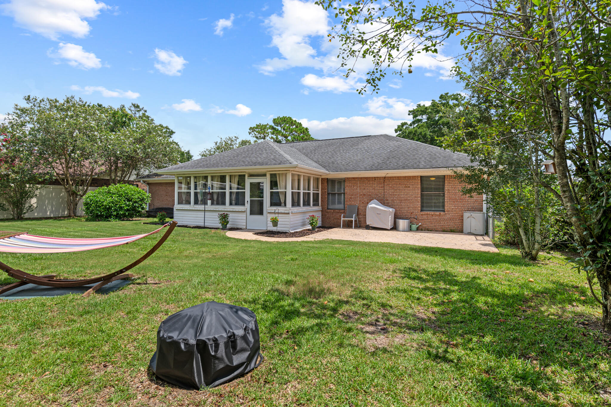 BELLE MEADOW - Residential