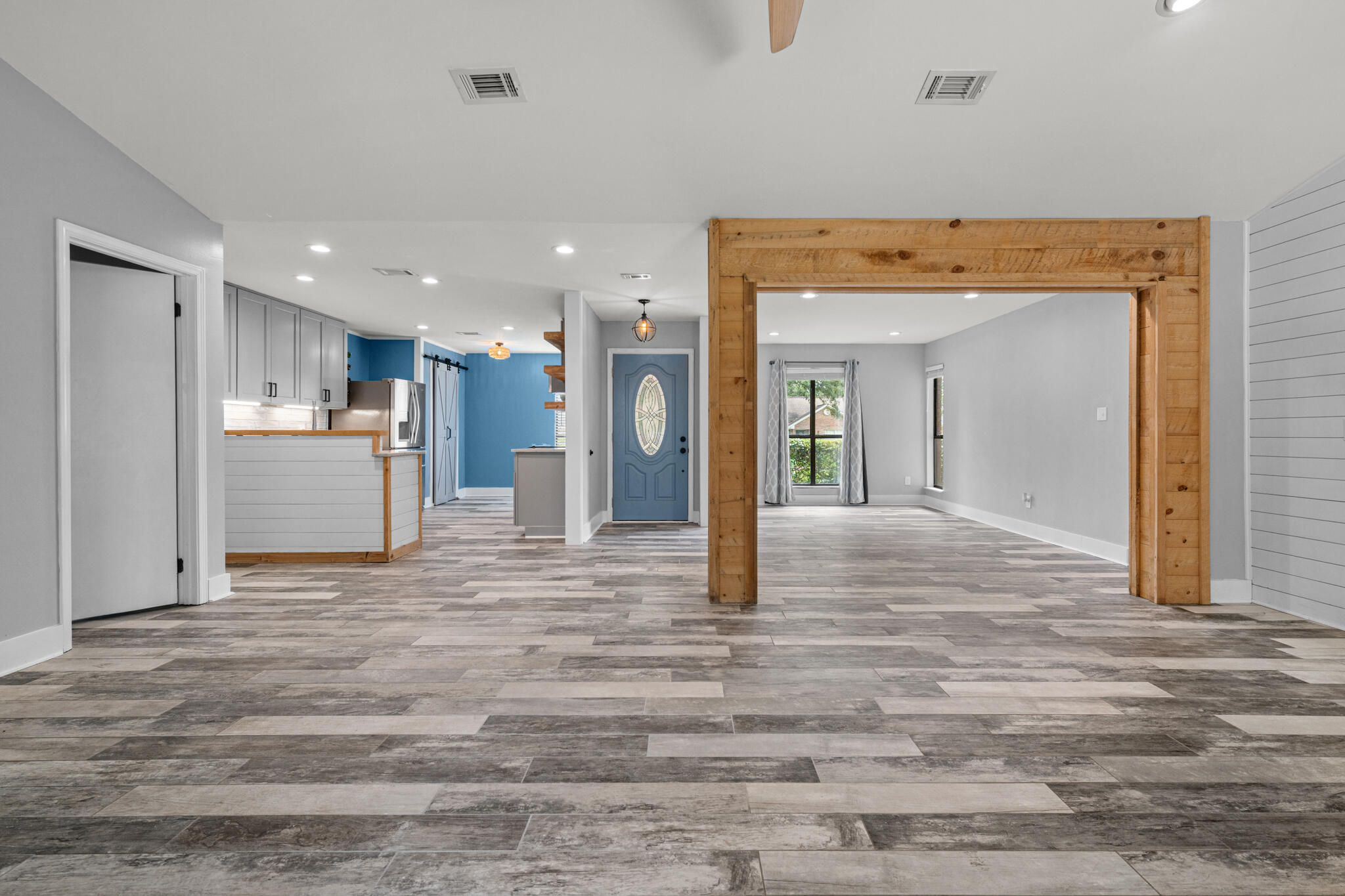 BELLE MEADOW - Residential