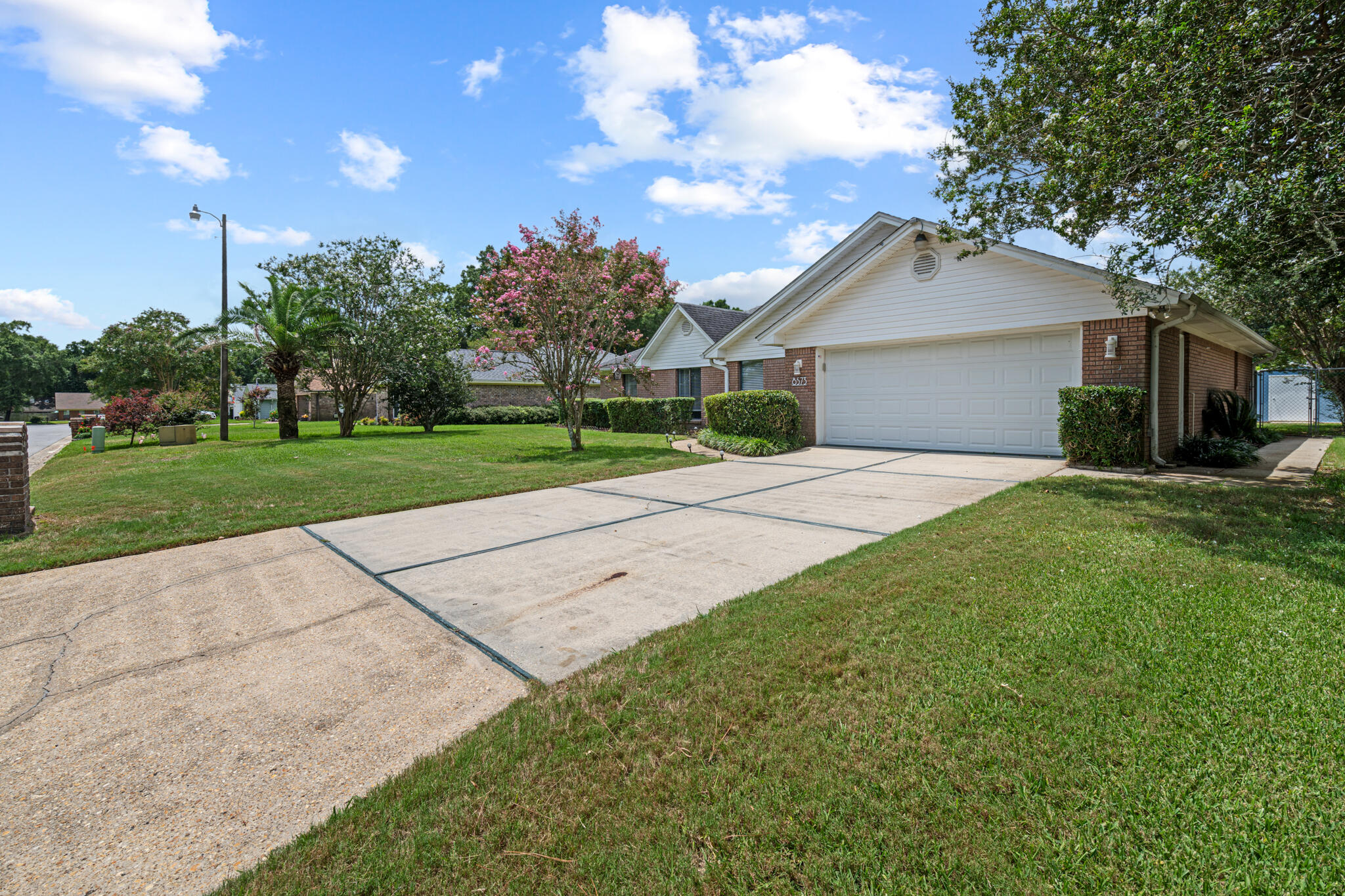 BELLE MEADOW - Residential
