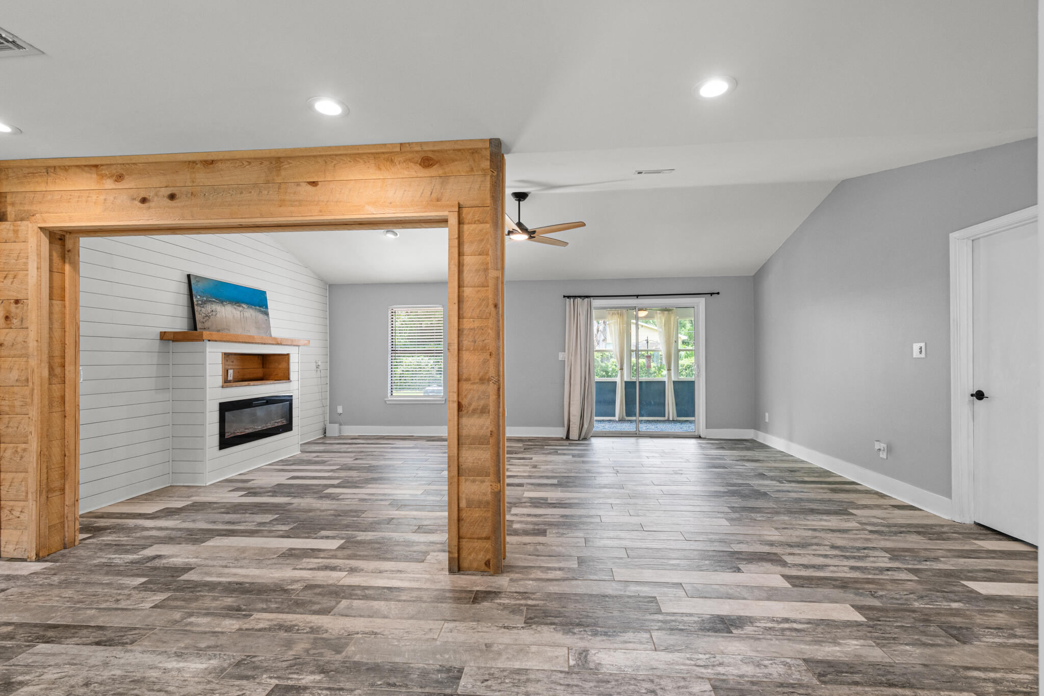 BELLE MEADOW - Residential