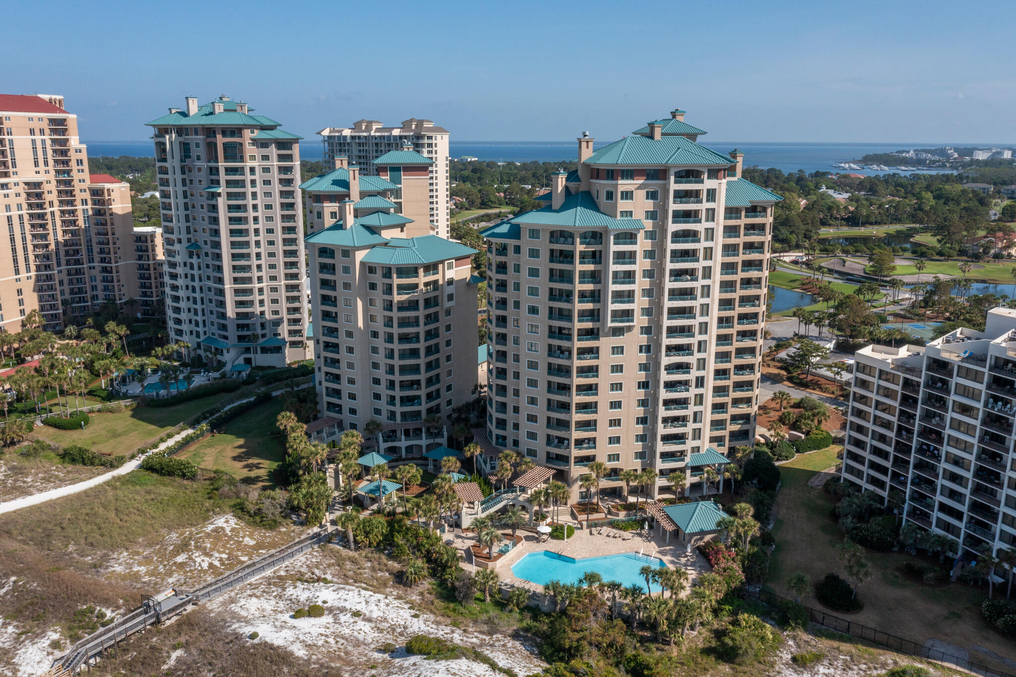 SOUTHWINDS I - Residential