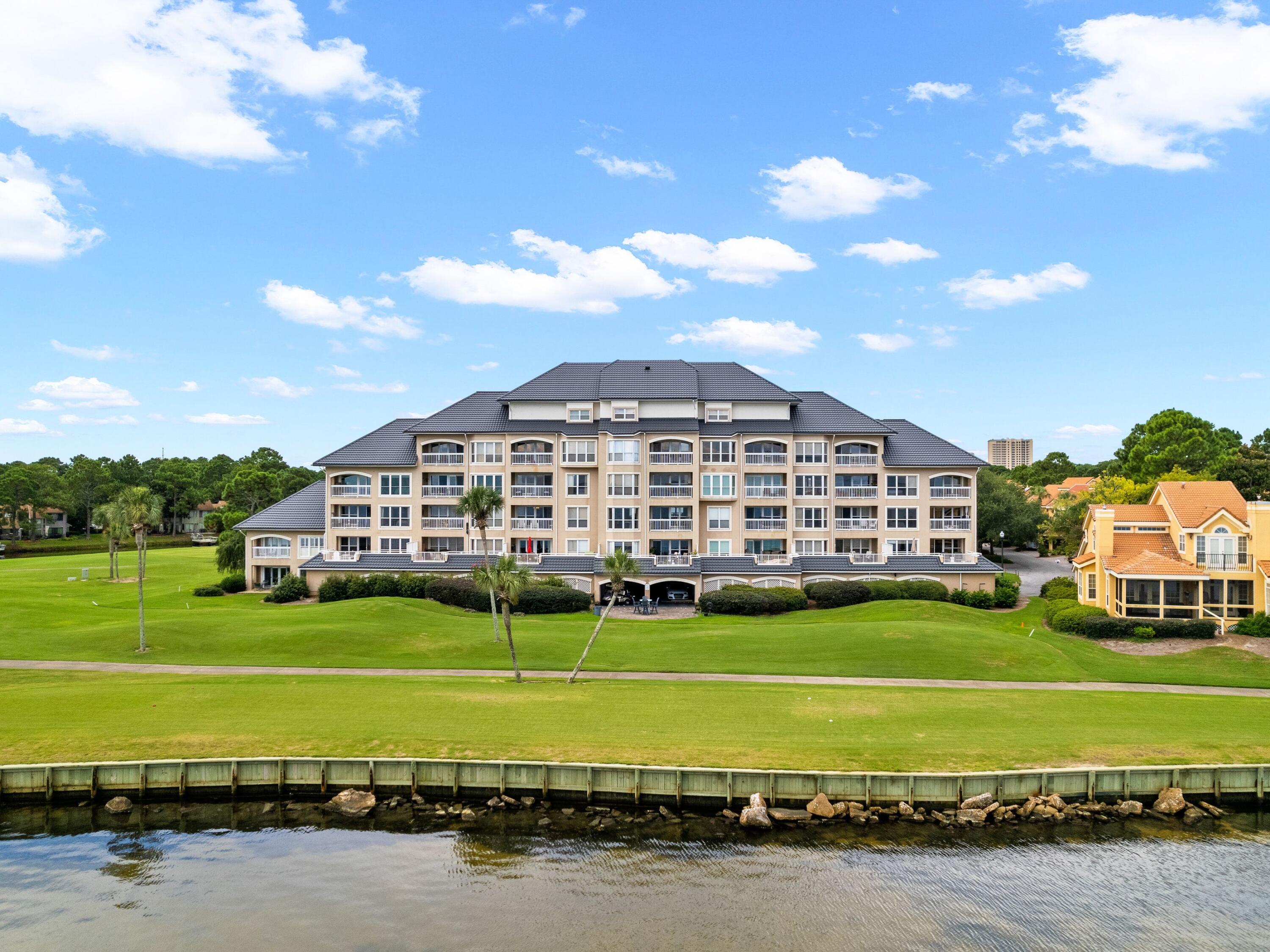 PLAYERS CLUB AT SANDESTIN - Residential