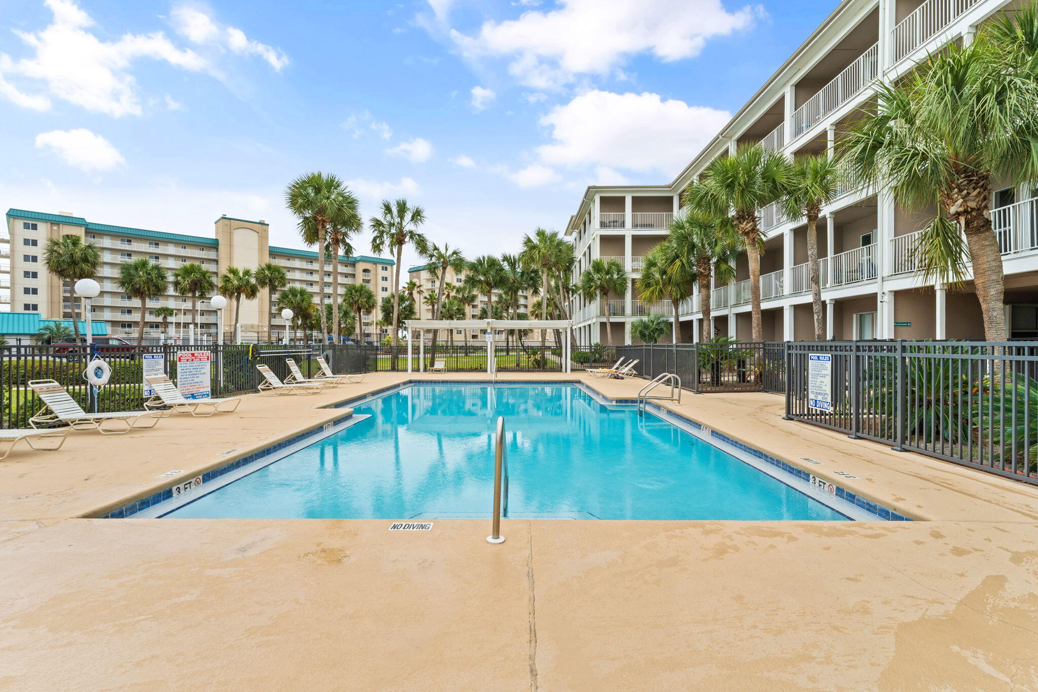 GRAND CARIBBEAN AT PERDIDO KEY - Residential