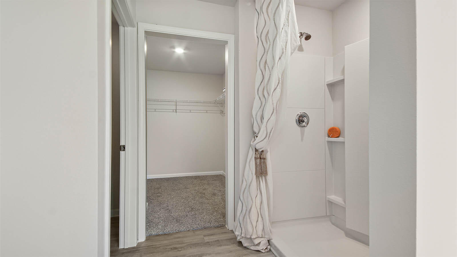 RIVERWALK PH I - Residential
