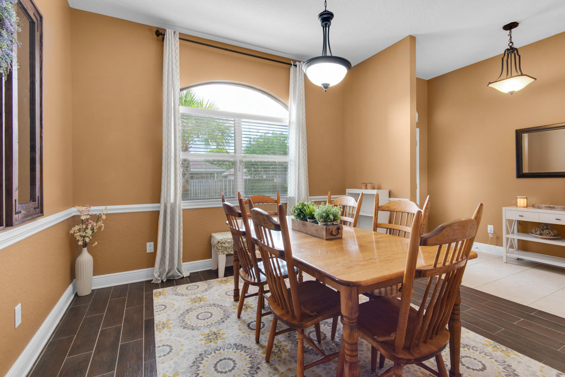 BRIDGEPORT COLONY - Residential