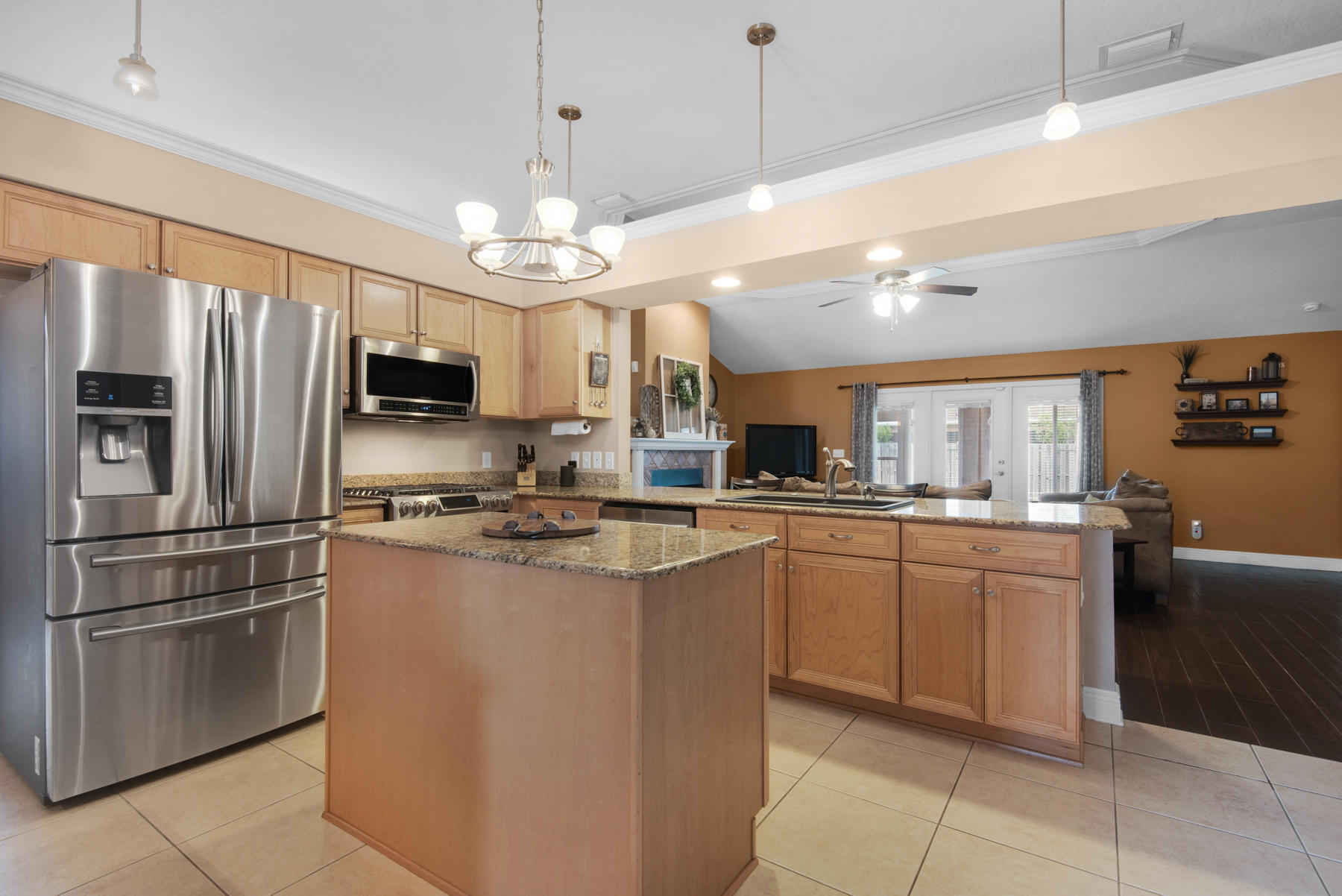 BRIDGEPORT COLONY - Residential