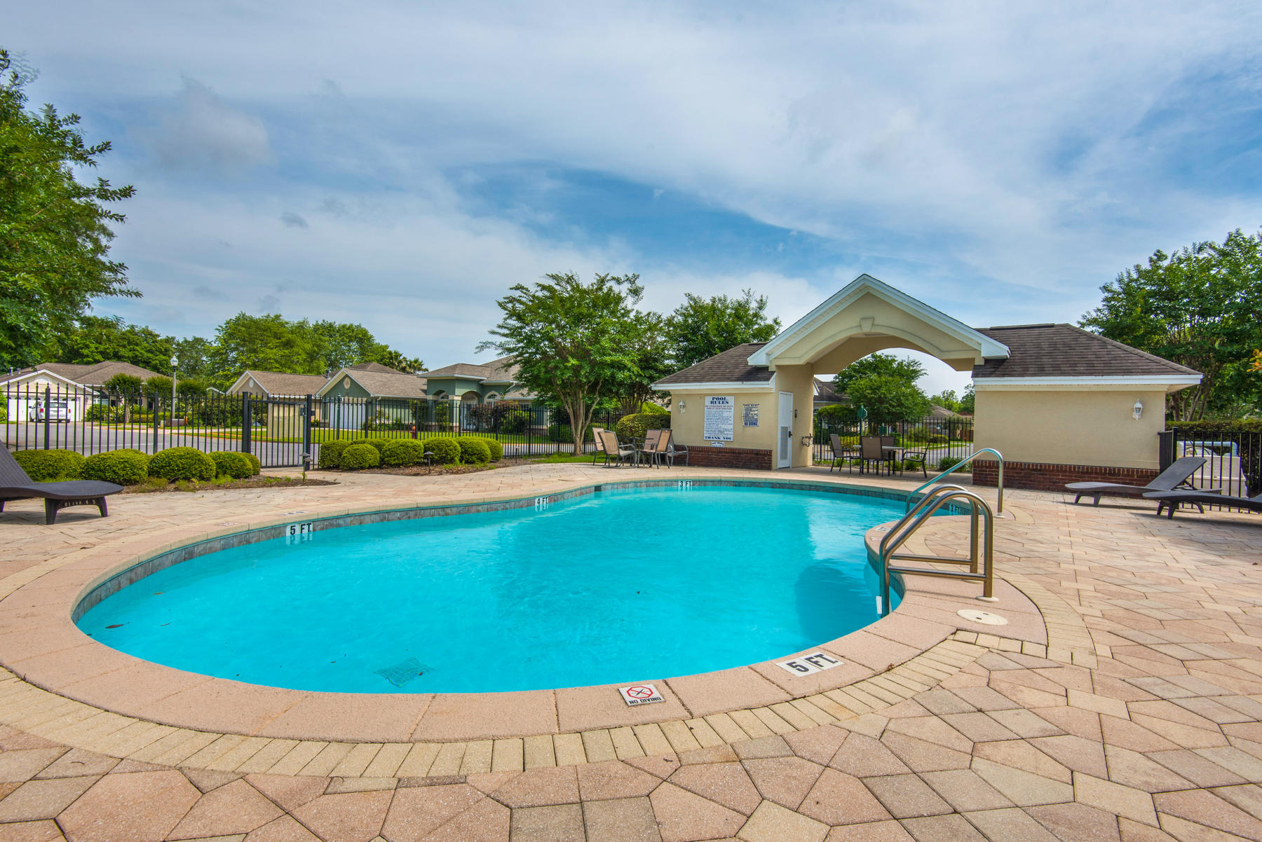 BRIDGEPORT COLONY - Residential