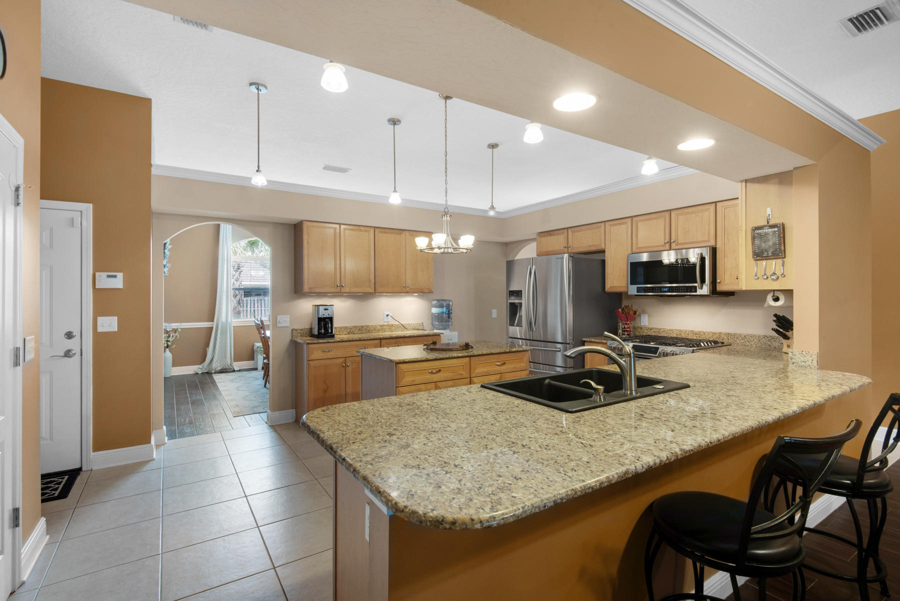 BRIDGEPORT COLONY - Residential