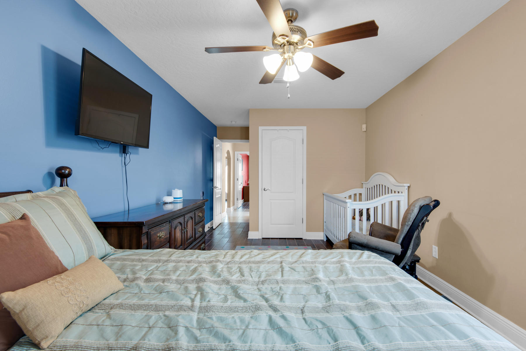 BRIDGEPORT COLONY - Residential