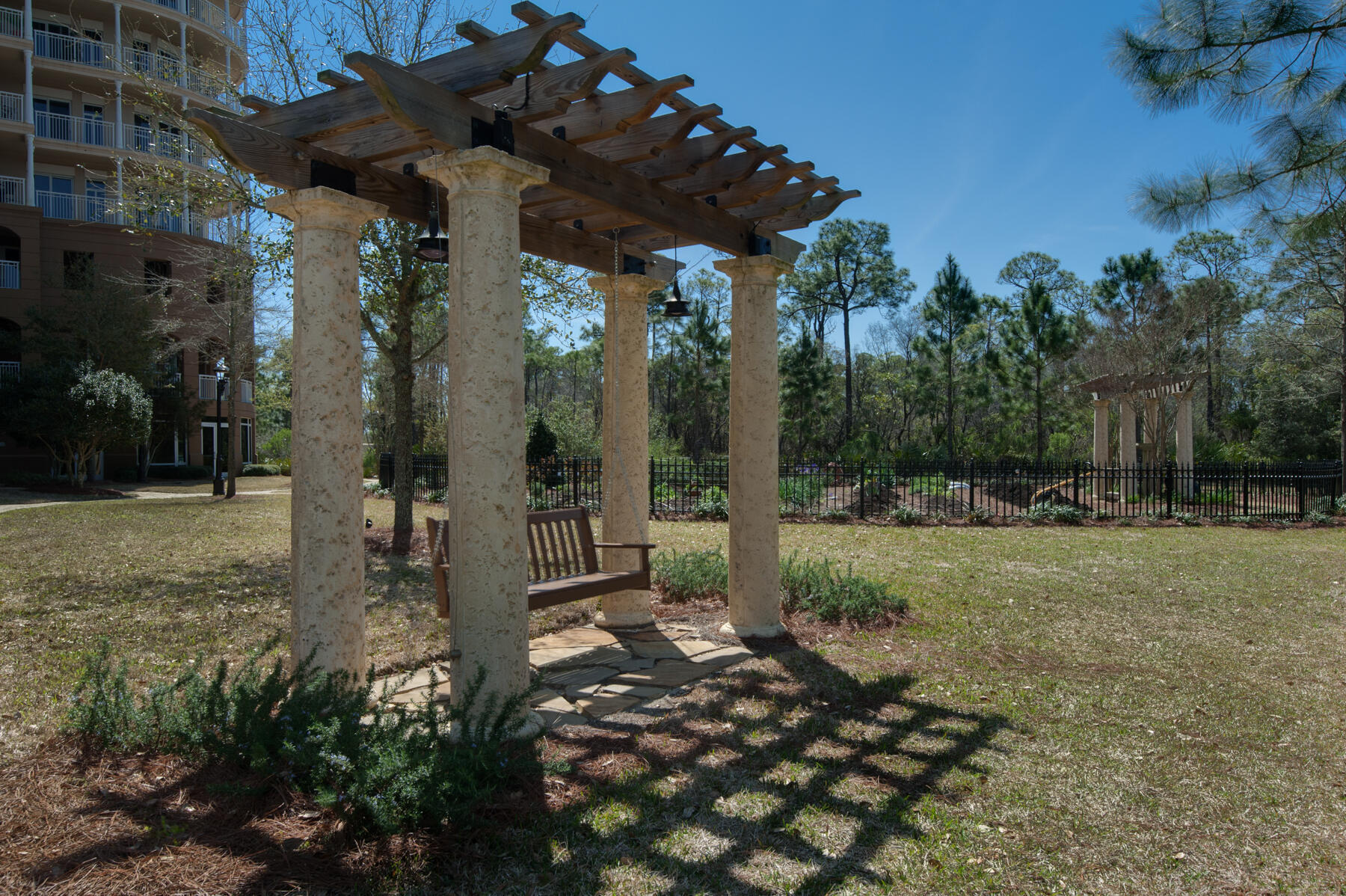 ONE WATER PLACE - Residential
