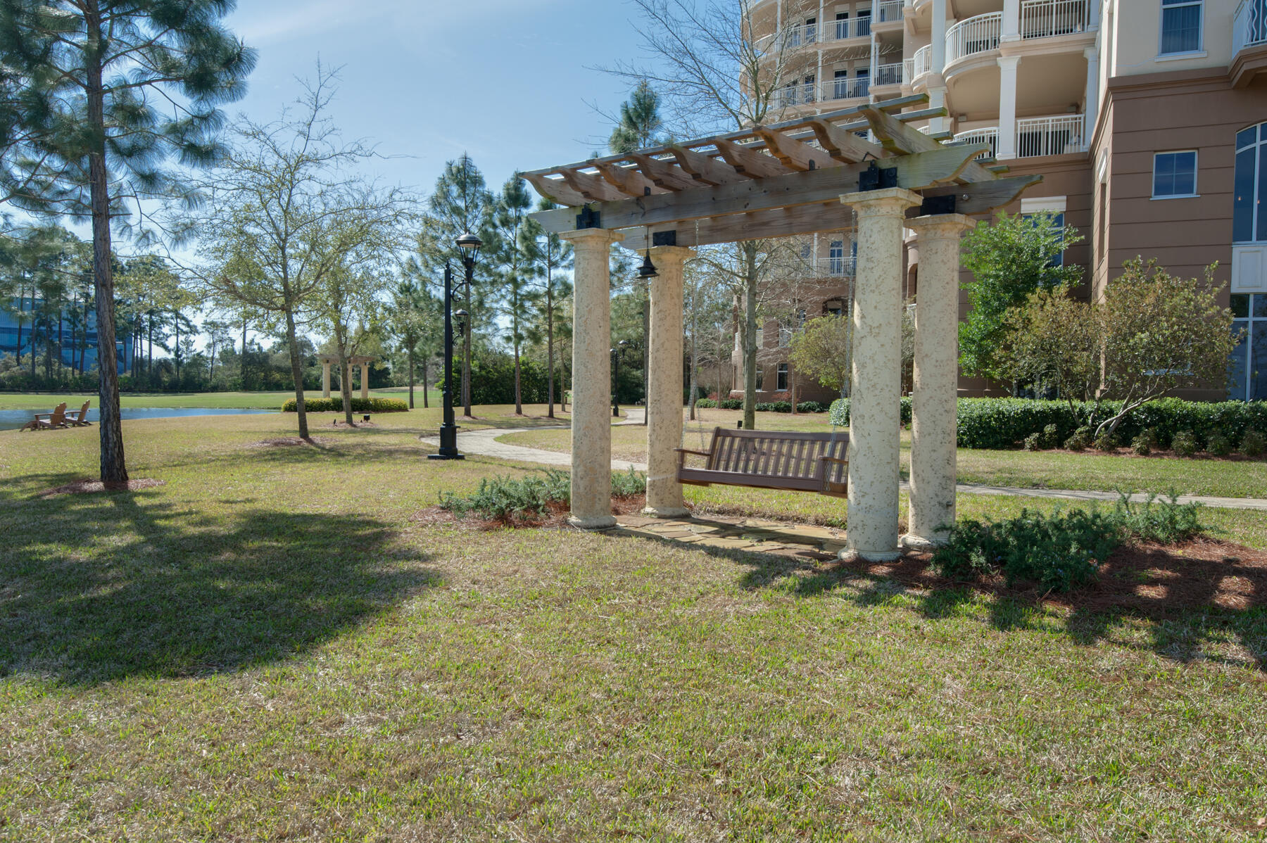 ONE WATER PLACE - Residential