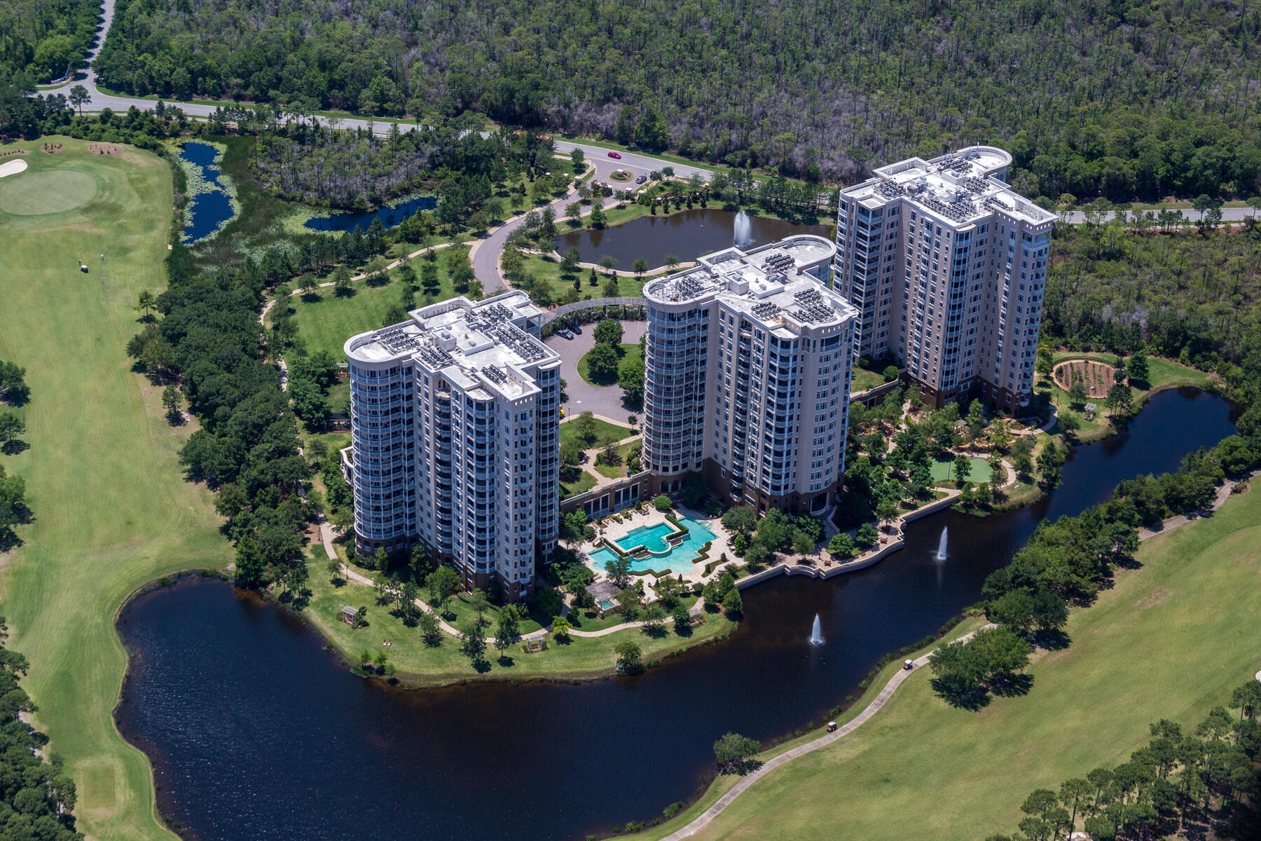 ONE WATER PLACE - Residential
