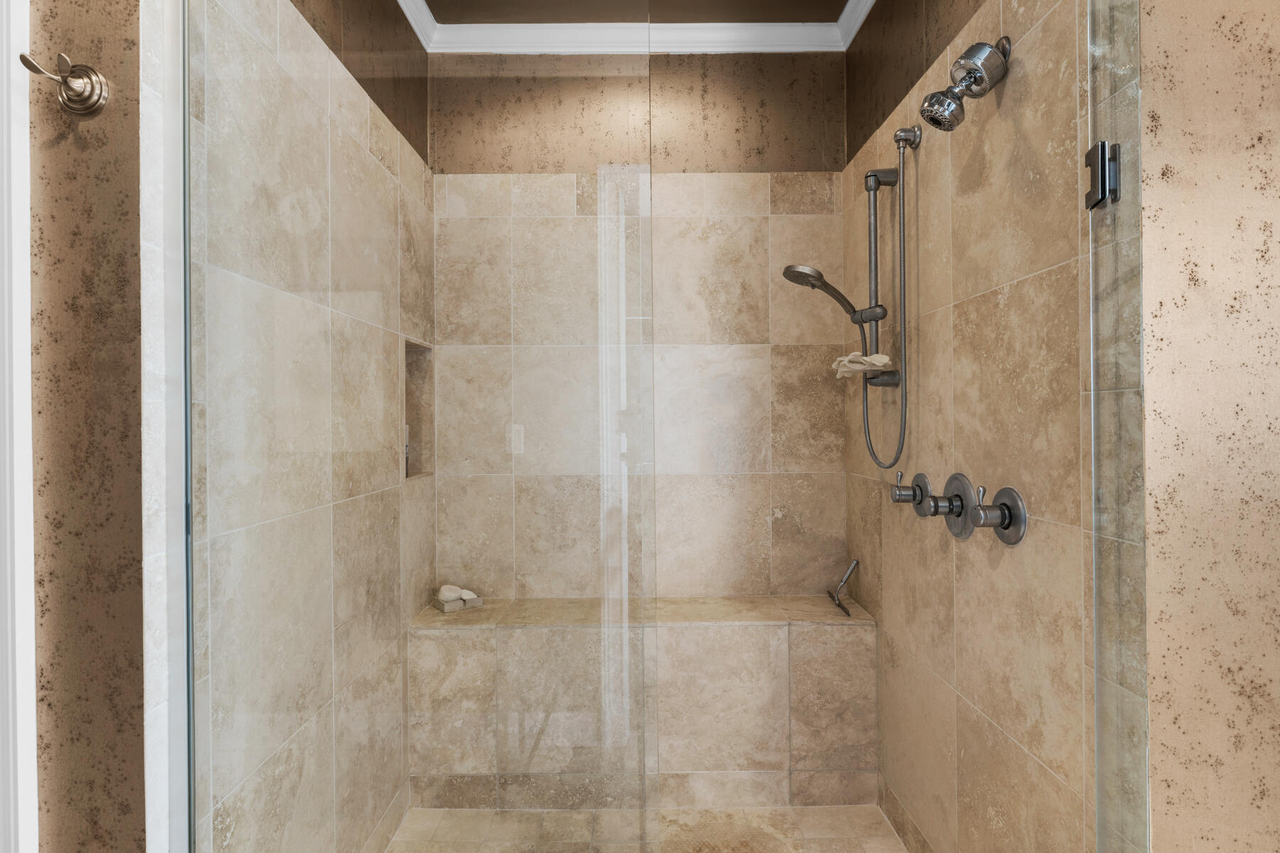 ONE WATER PLACE - Residential
