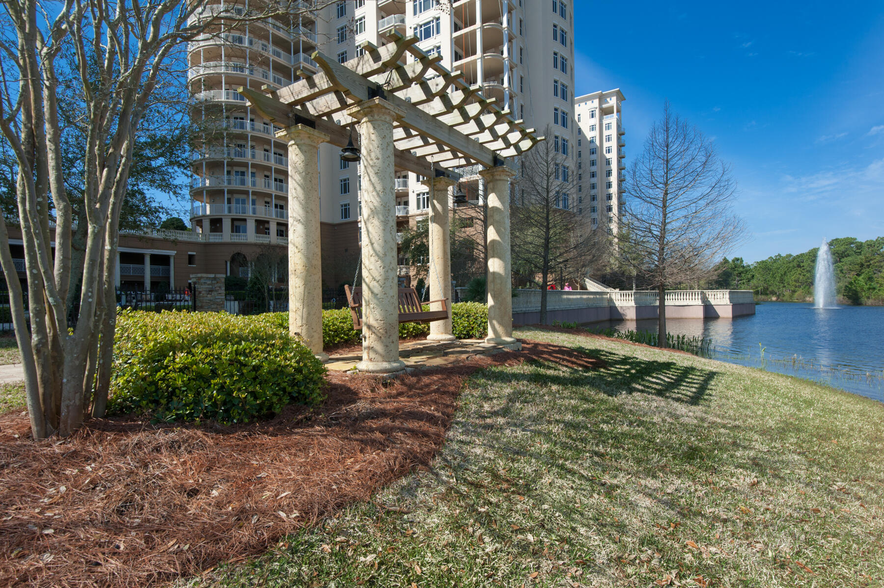 ONE WATER PLACE - Residential