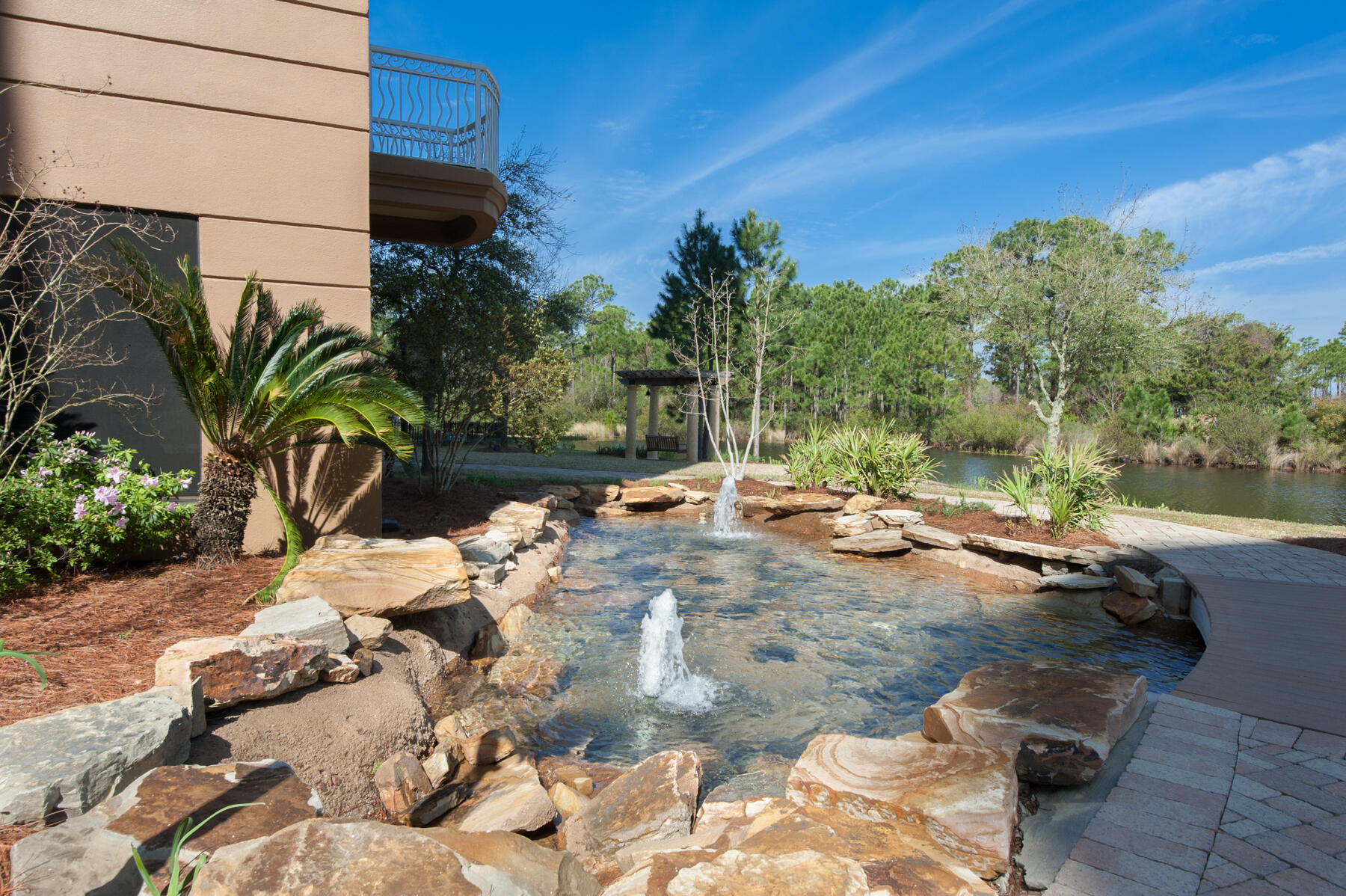 ONE WATER PLACE - Residential